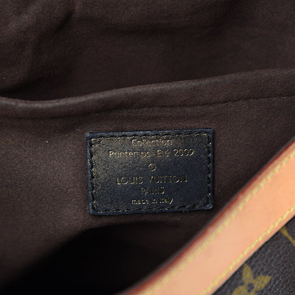 Louis Vuitton Monogram Kalahari GM 6 of 12