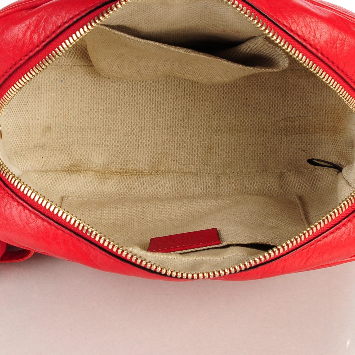 Gucci Pebbled Calfskin Small Soho Disco Bag Tabasco Red 5 of 9