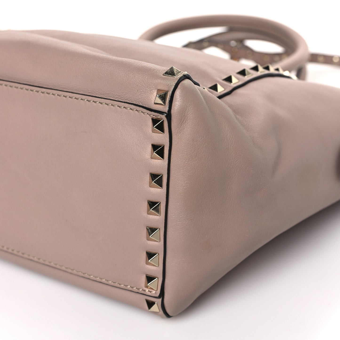 Vitello Rockstud Double Handle Tote Poudre