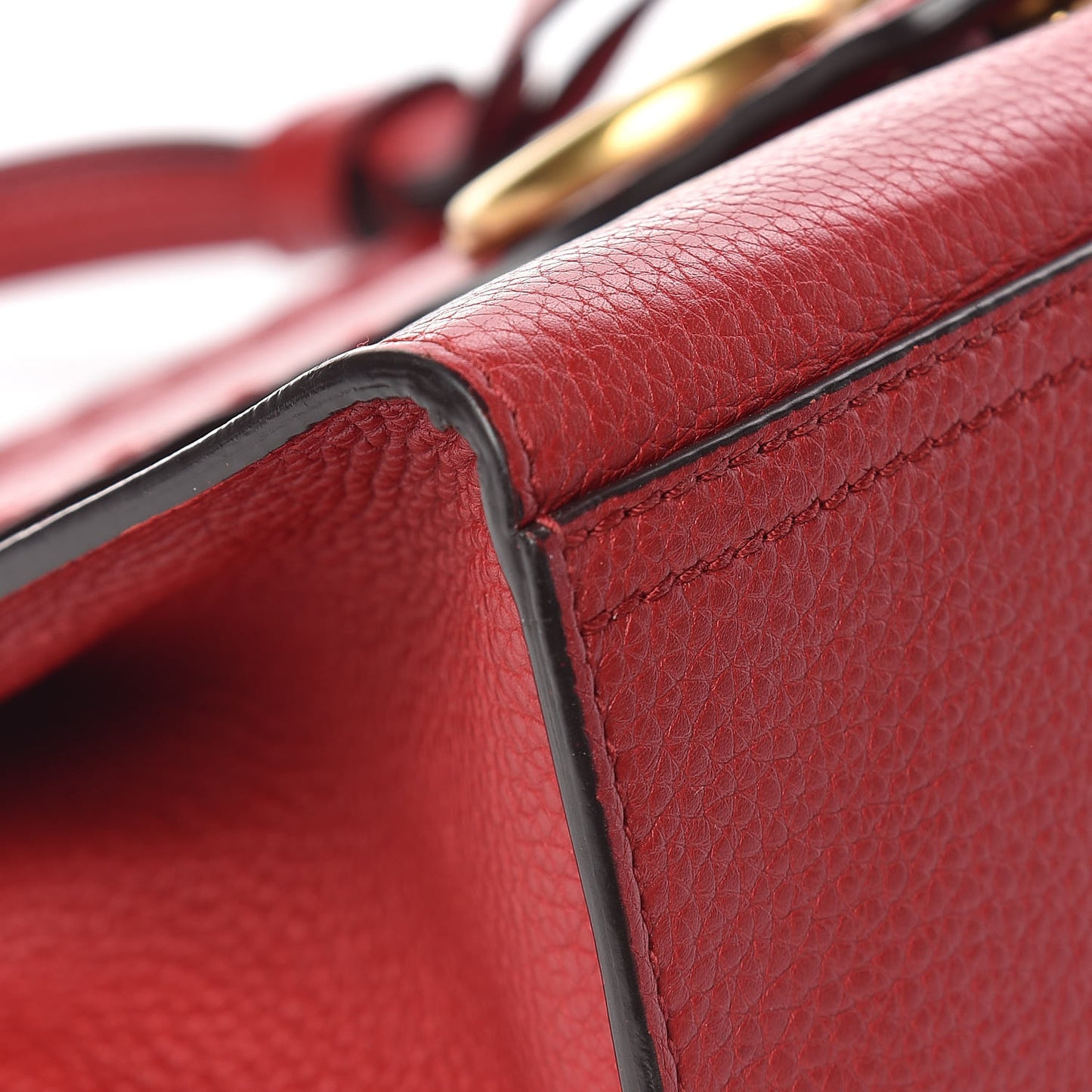 Calfskin Mini GG Marmont Top Handle Bag Vulcanic Red