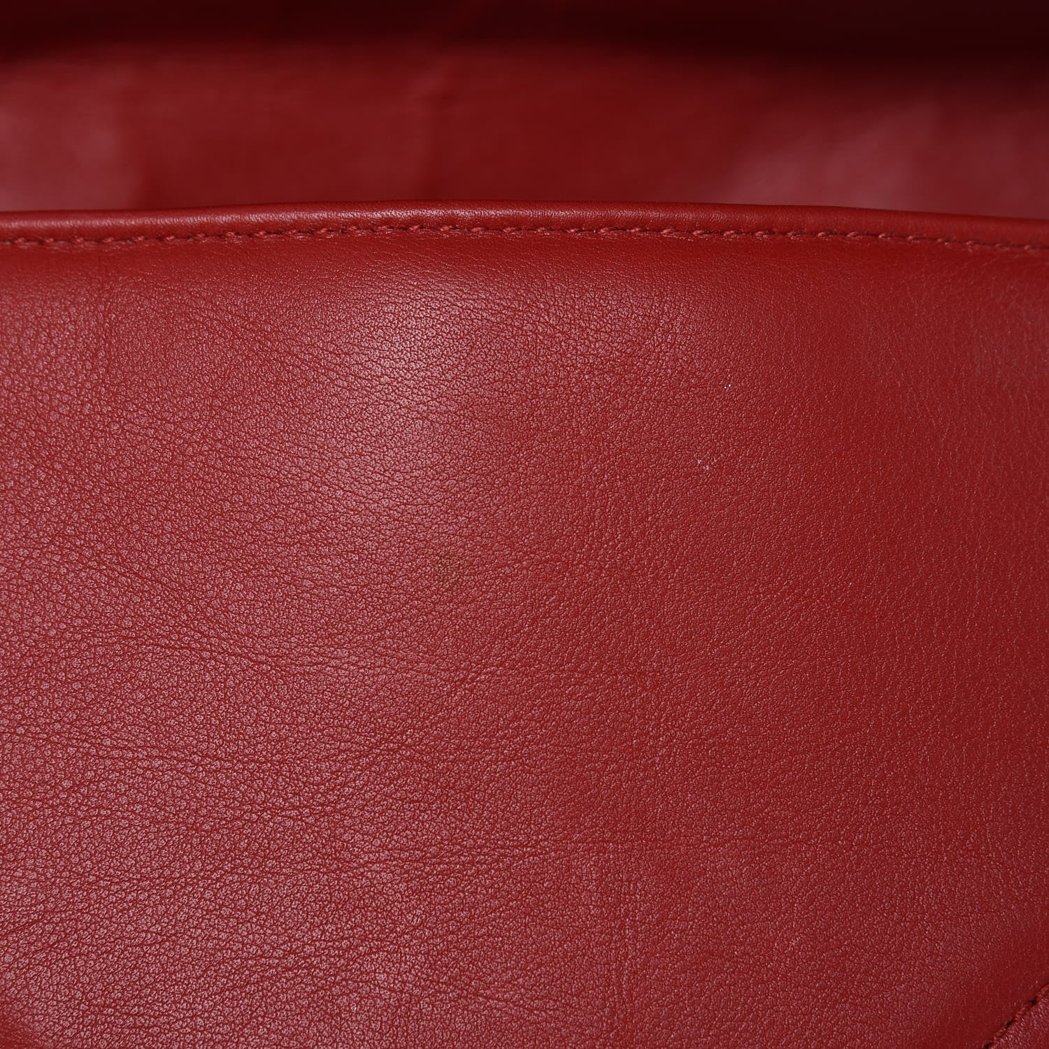 Gucci Calfskin Matelasse Medium GG Marmont Shoulder Bag Hibiscus Red 11 of 20