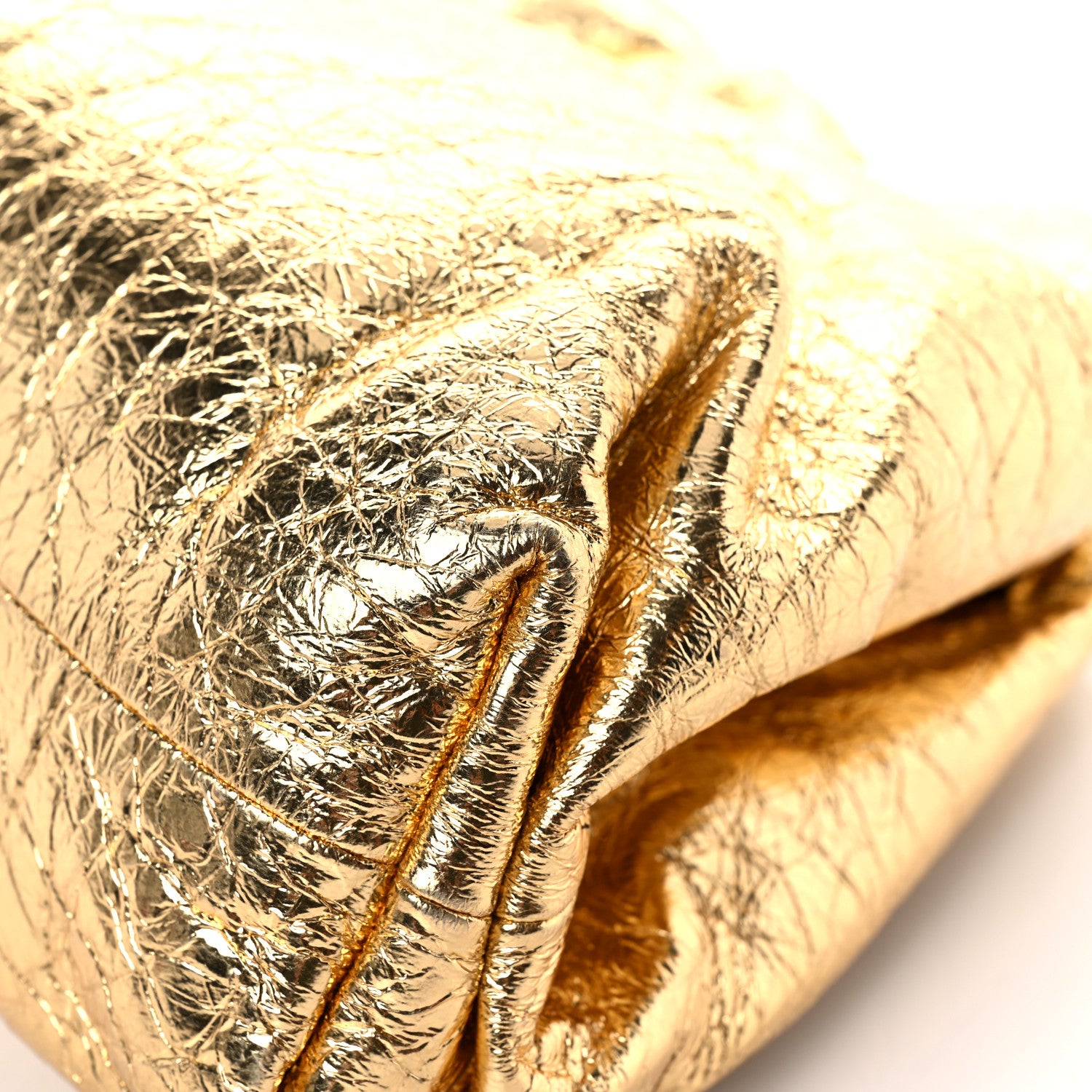 Bottega Veneta Metallic Crinkled Lambskin The Pouch Oversized Clutch Oro 13 of 13