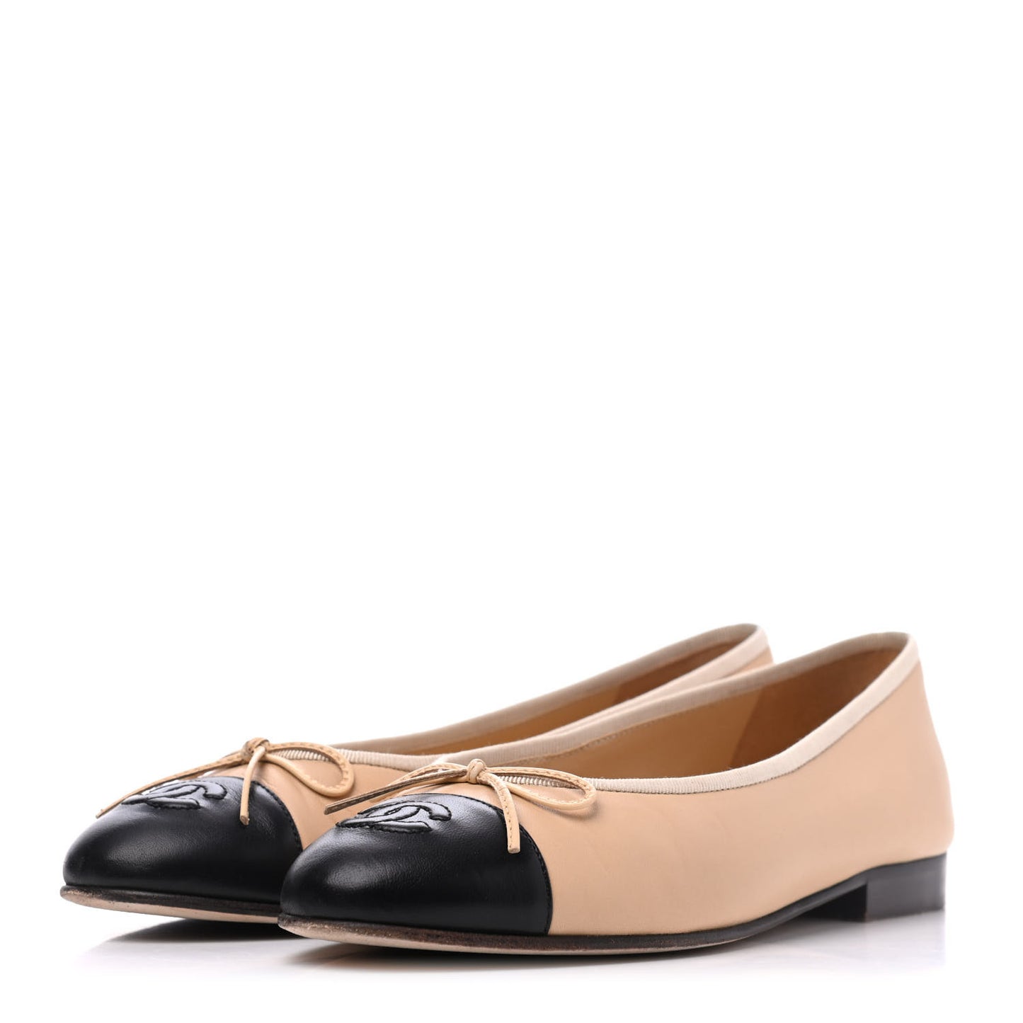Lambskin Cap Toe CC Ballerina Flats 38 Beige Black