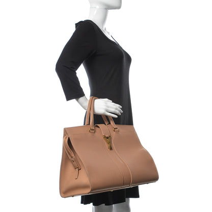 Saint Laurent Textured Calfskin Large Cabas ChYc Beige 2 of 12