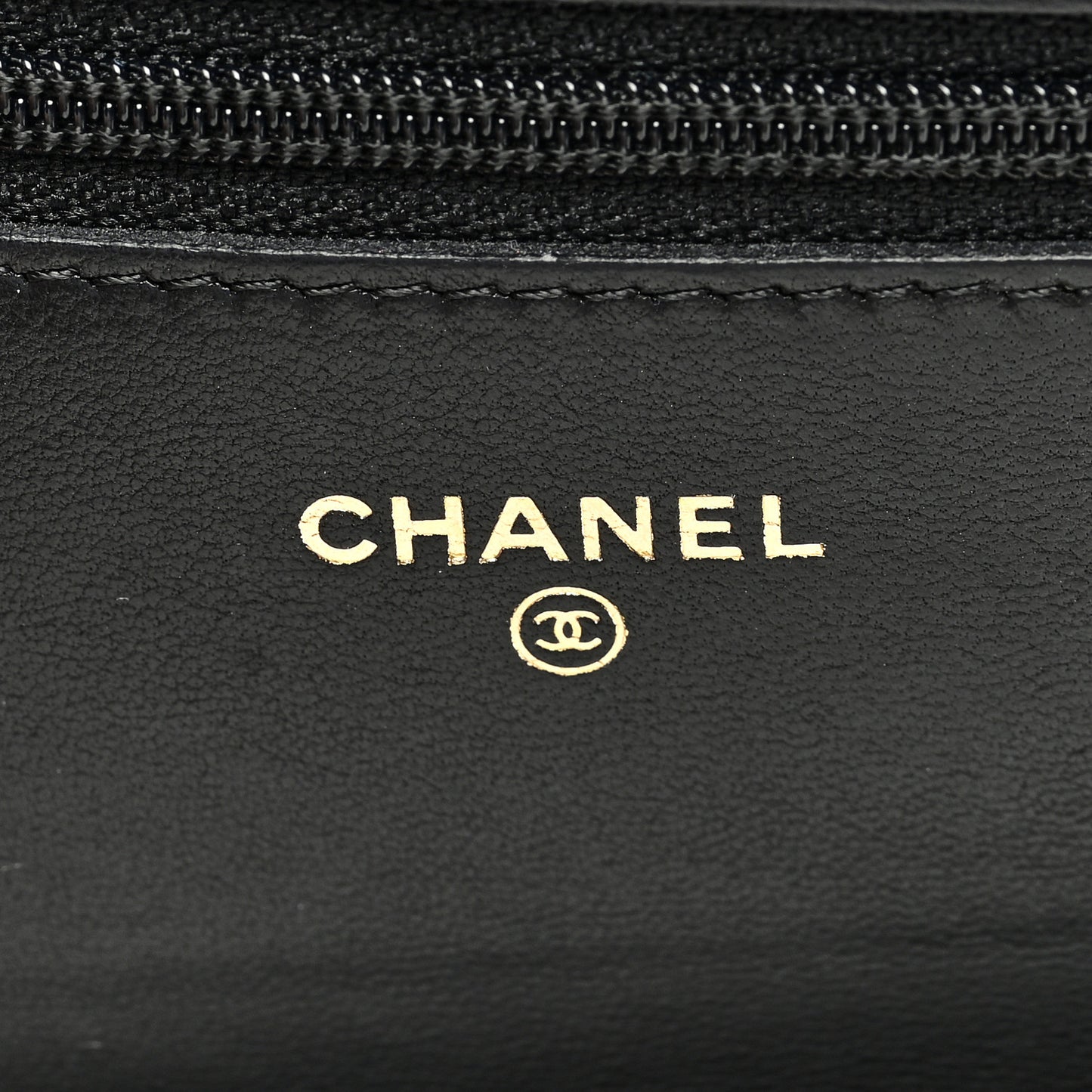 Lambskin Camellia Embossed Wallet On Chain WOC Black