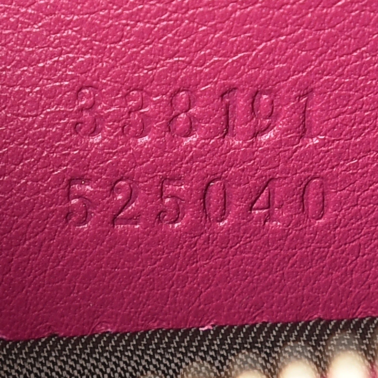 Gucci Soft Patent Soho Cosmetic Case Bright Bougainvillea 7 of 9