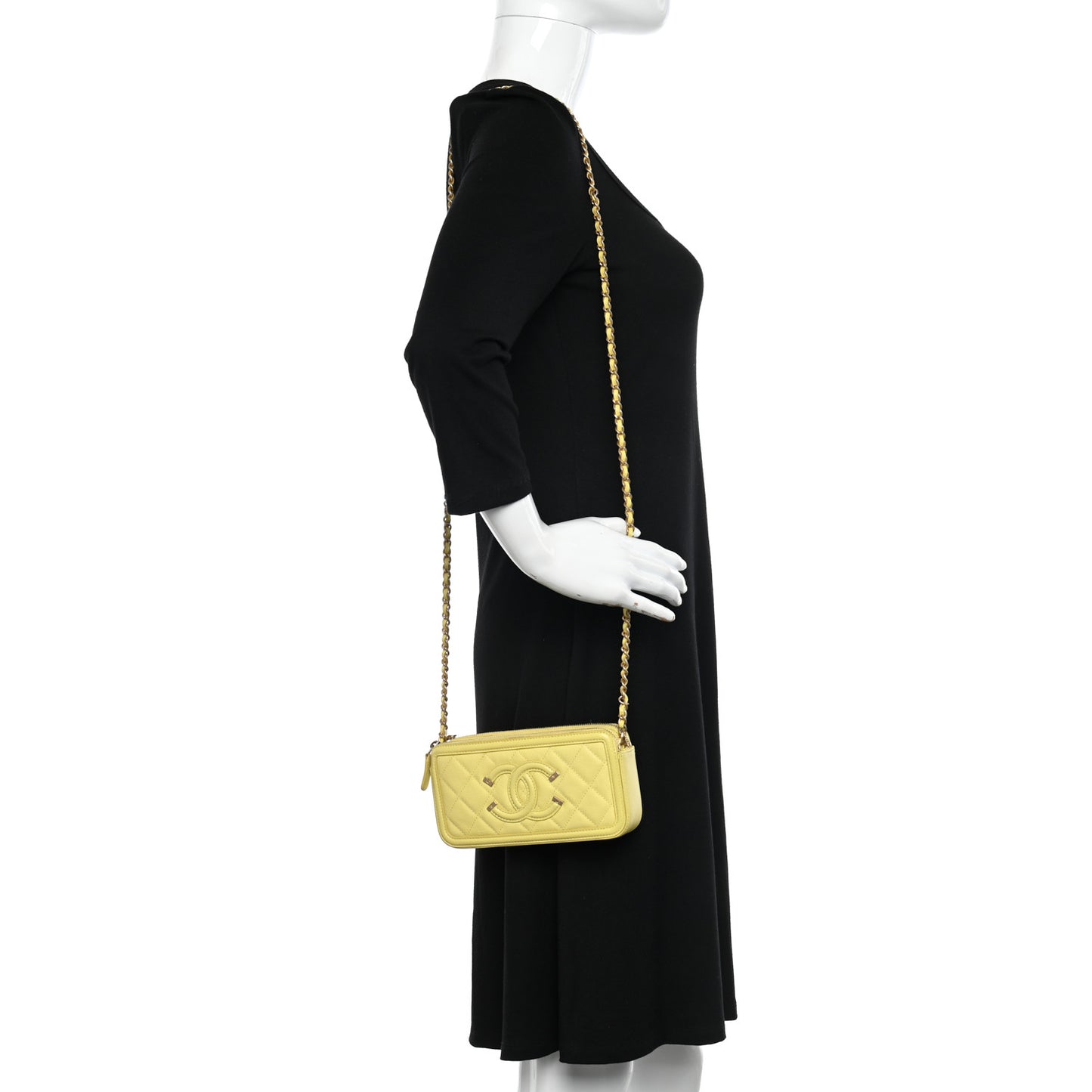 Caviar Quilted CC Filigree Clutch With Chain Yellow