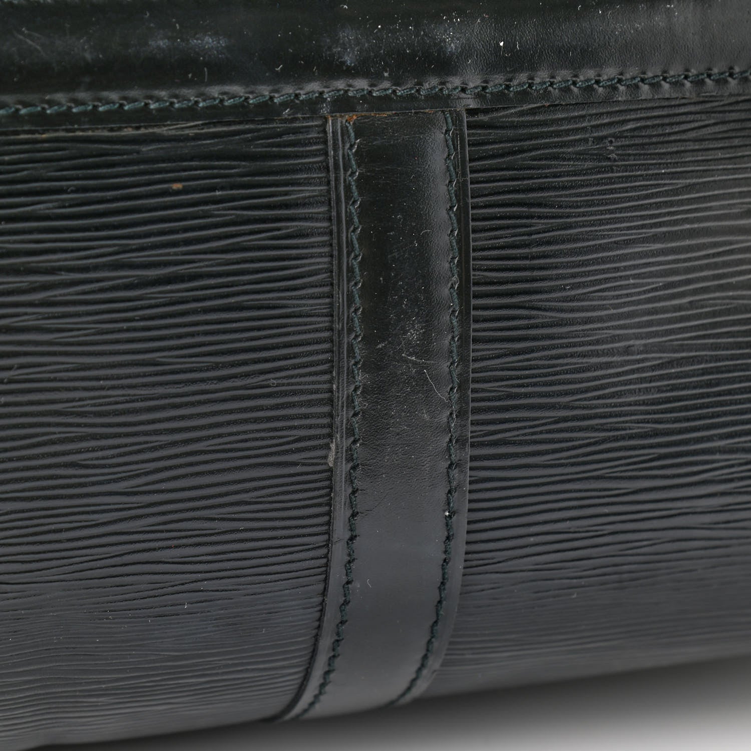 Louis Vuitton Epi Keepall 45 Black 14 of 14