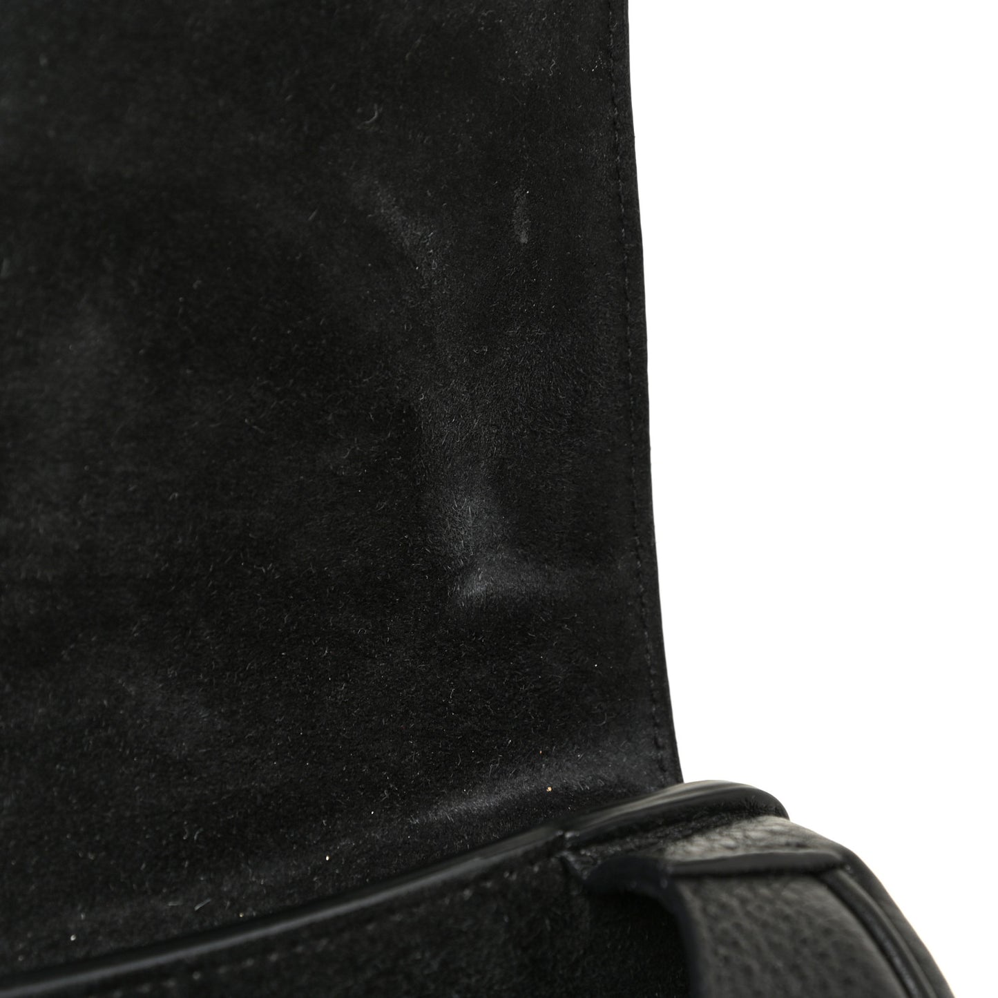 Grained Calfskin Medium Bobby Flap Black