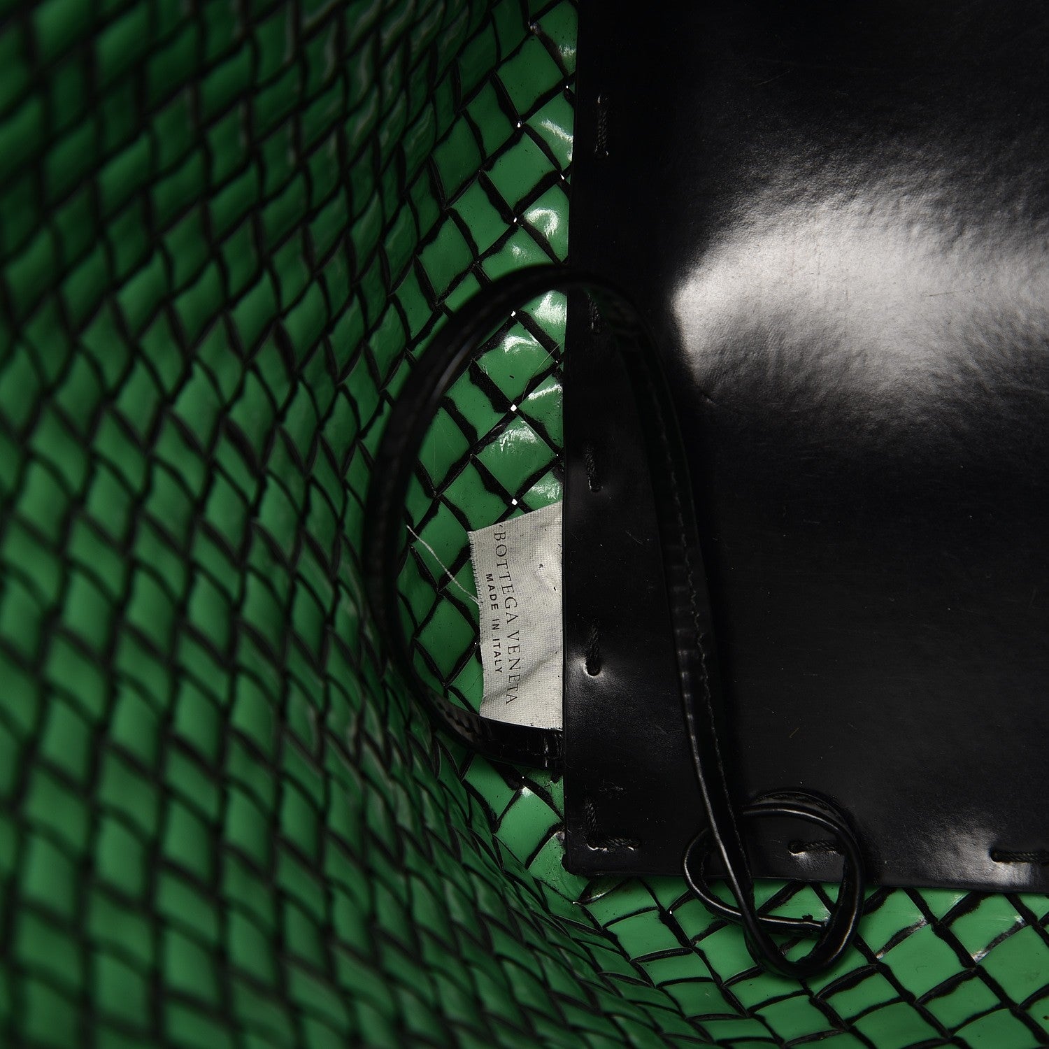 Bottega Veneta Spazzolato Intrecciato Medium Cabat Esperanza 7 of 11