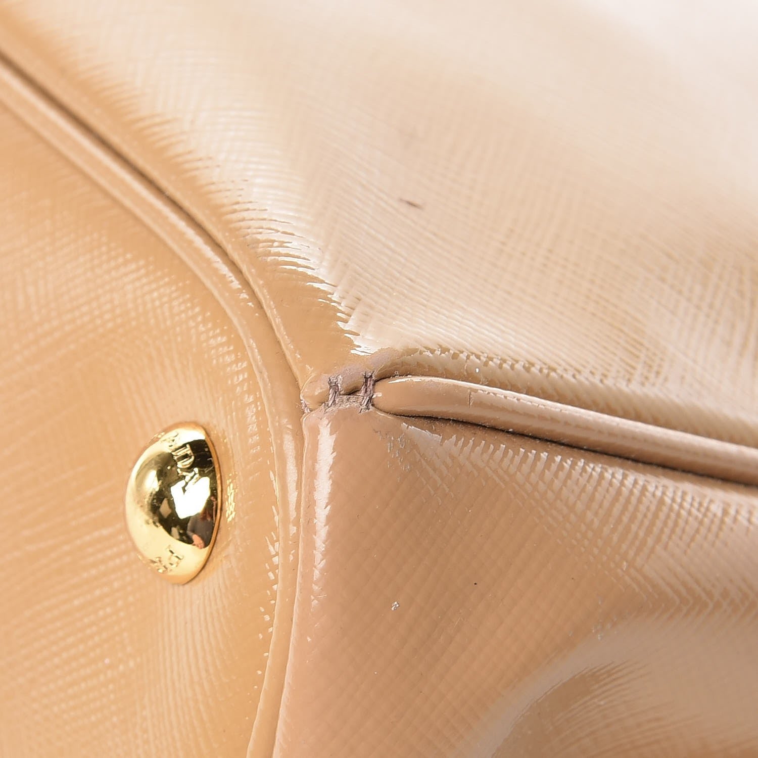 Prada Saffiano Vernice Tote 11 of 17