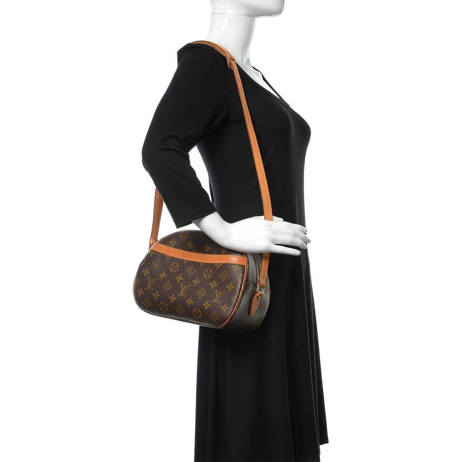 Louis Vuitton Monogram Blois 2 of 12