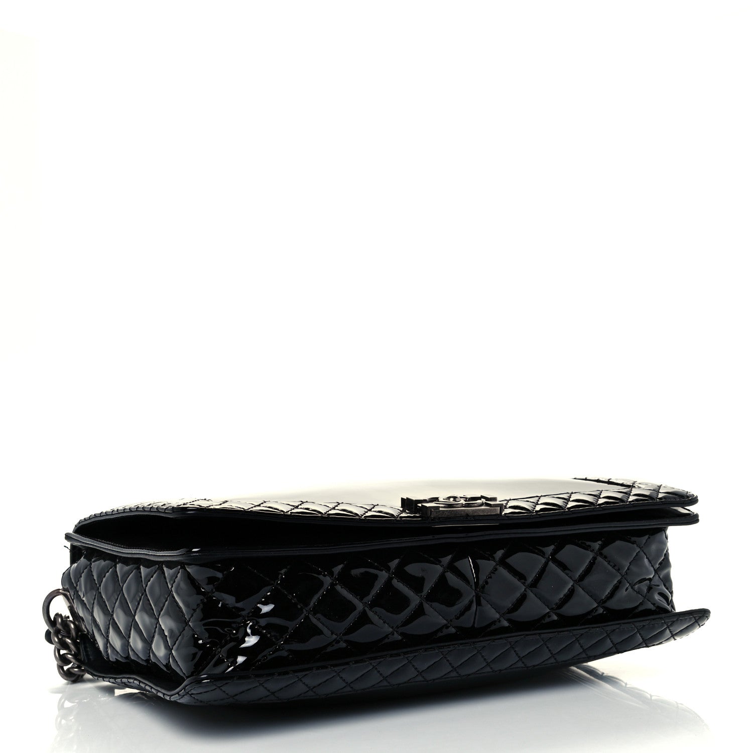 Chanel Patent Large Boy Reverso Flap Black 4 of 10