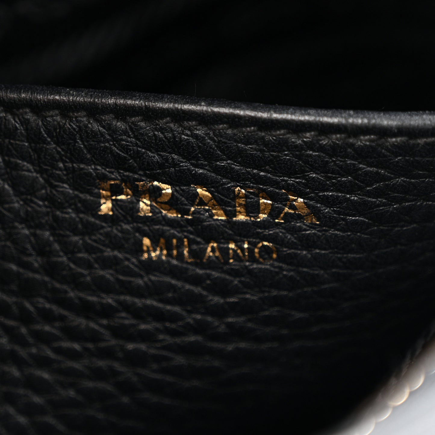 Vitello Daino Crossbody Bag Black