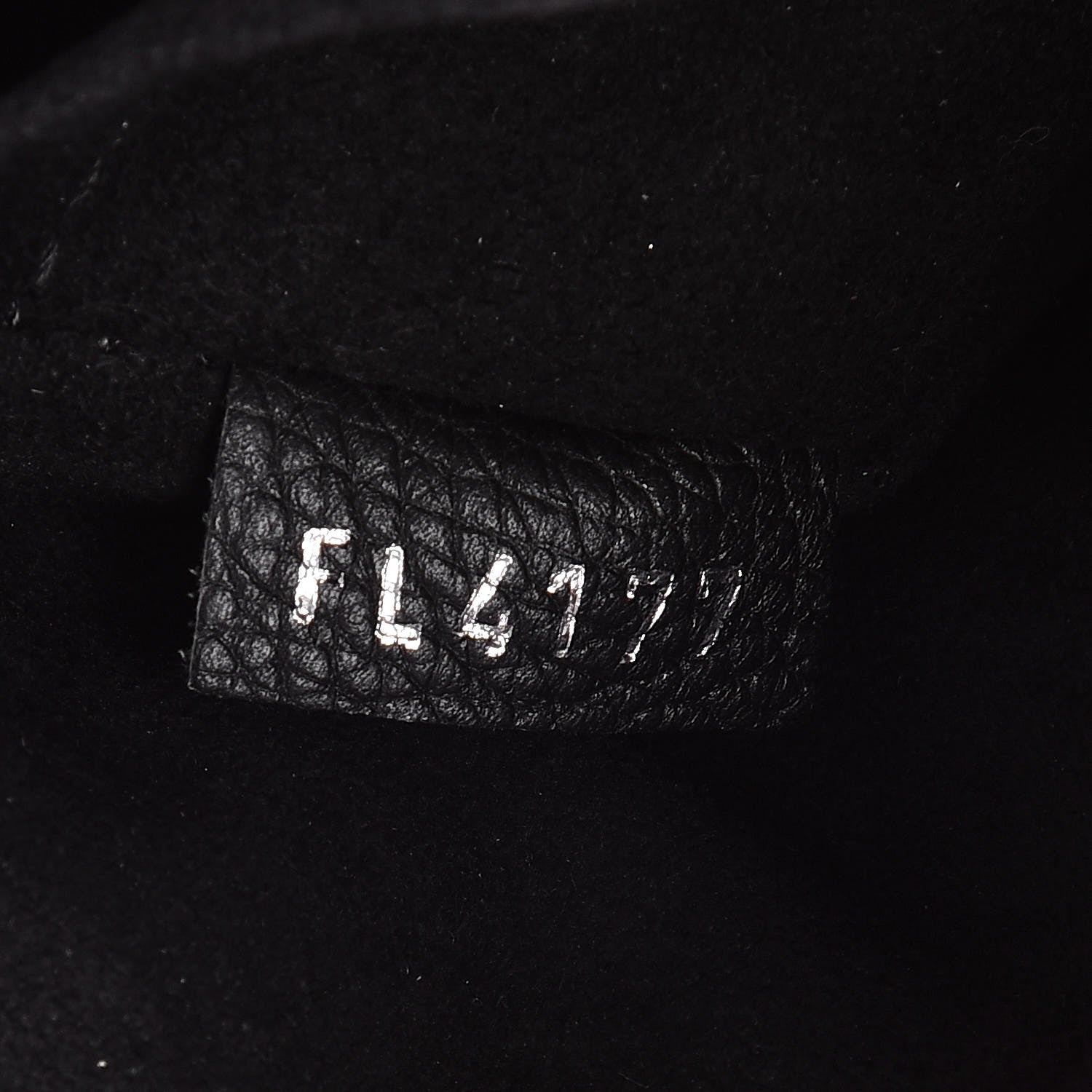 Louis Vuitton Soft Calfskin My Lockme Rivets Black 7 of 8