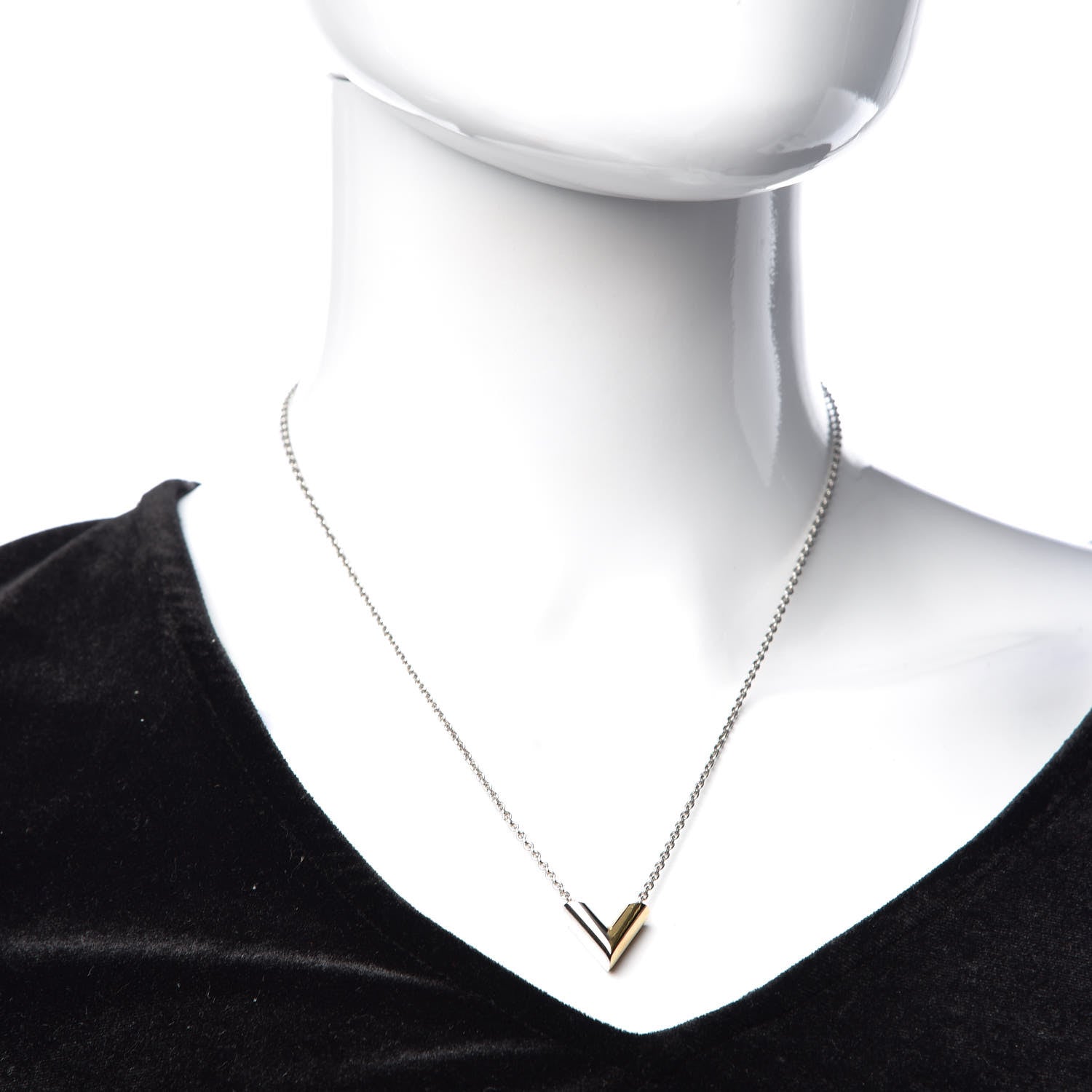Louis Vuitton Essential V Necklace Silver 2 of 3