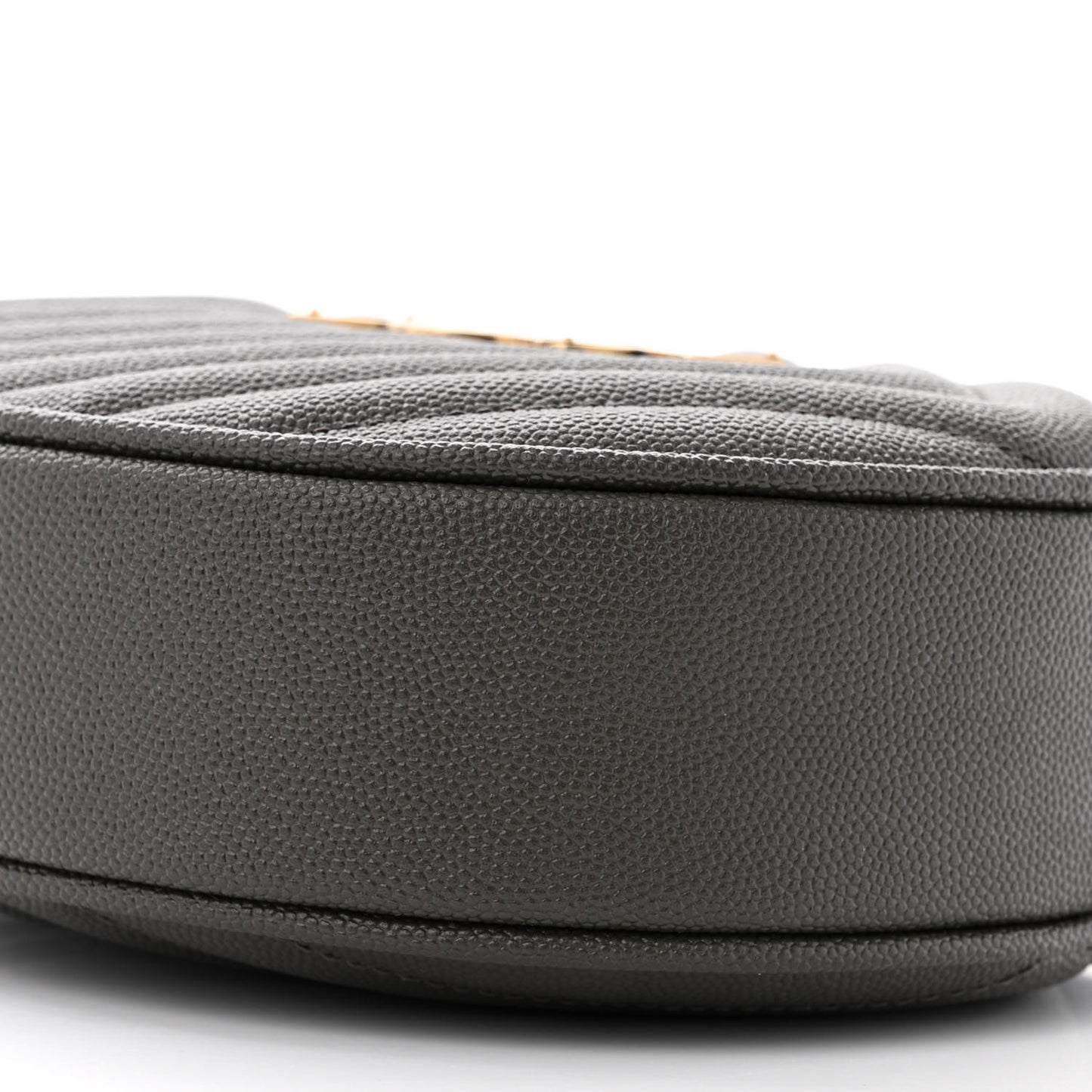 Grain De Poudre Matelasse Chevron Quilted Round Vinyle Camera Bag Pebble