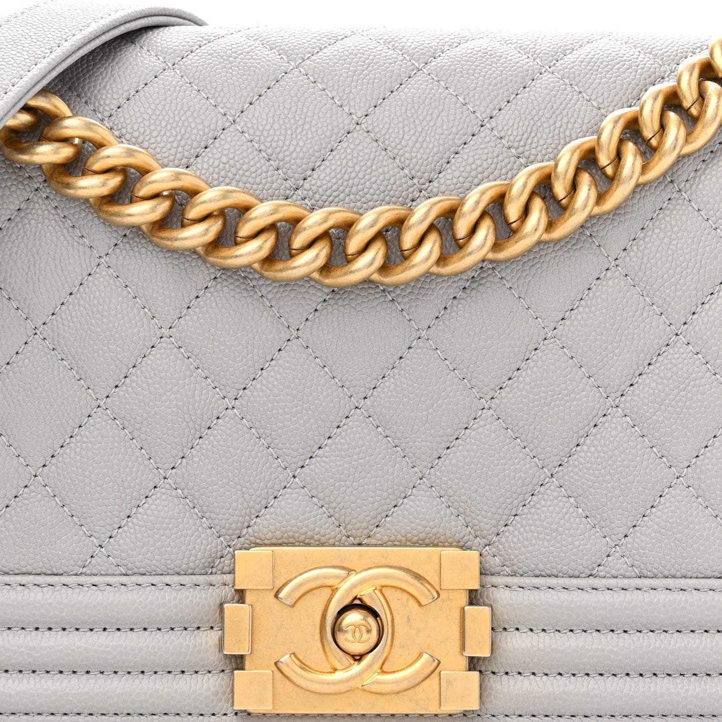 Caviar Quilted Medium Boy Flap Light Grey