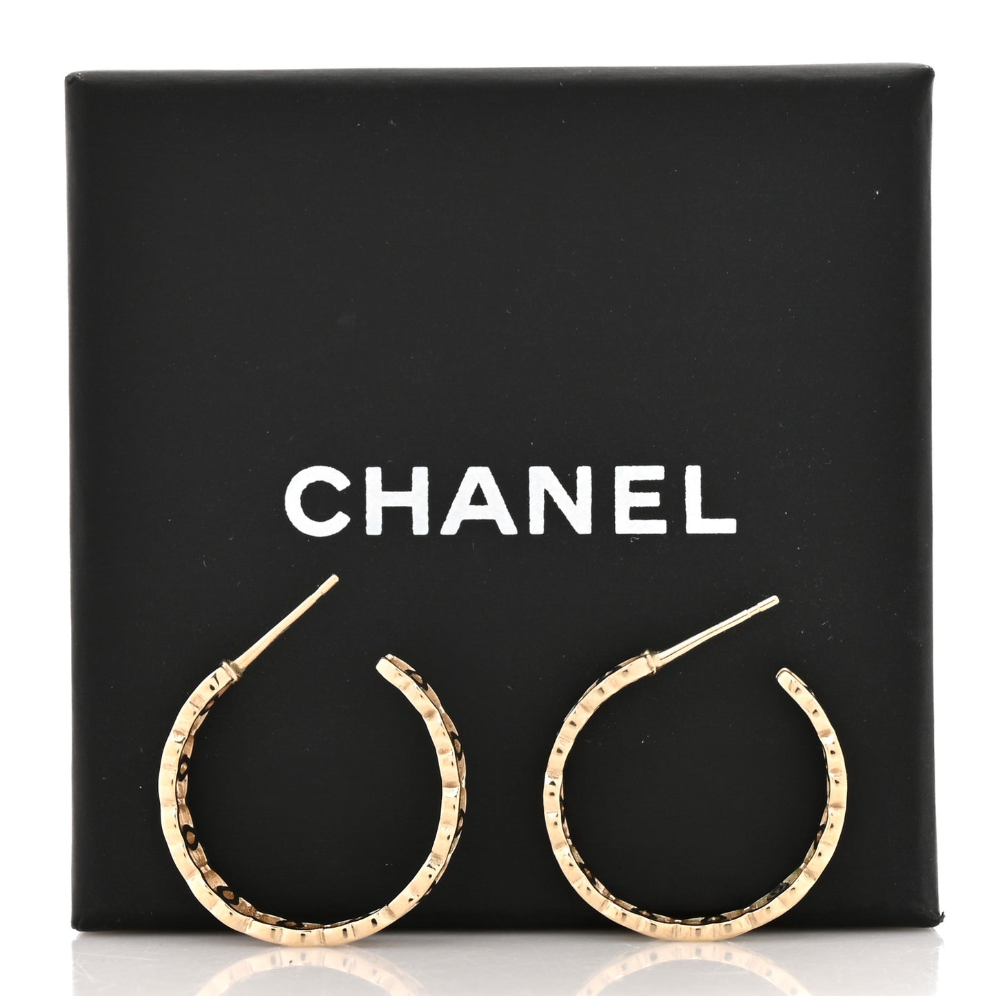 Metal CC Hoop Earrings Gold