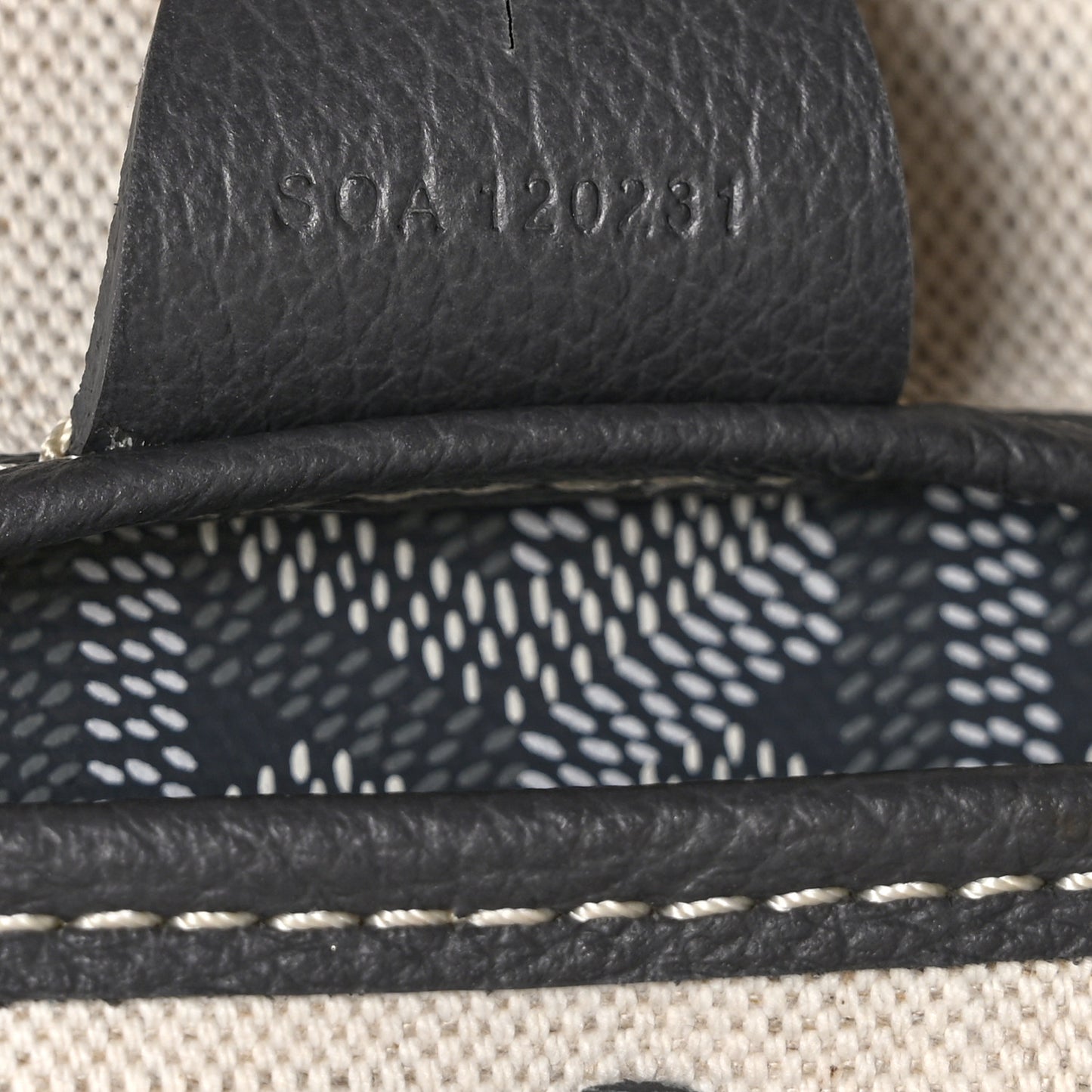 Goyardine Artois MM Grey