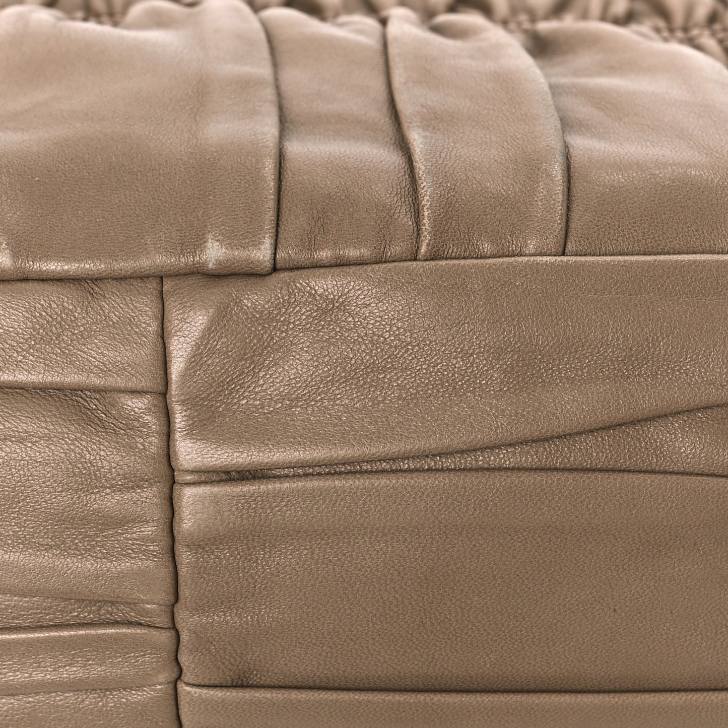 Nappa Gaufre Tote Cuoio Argilla