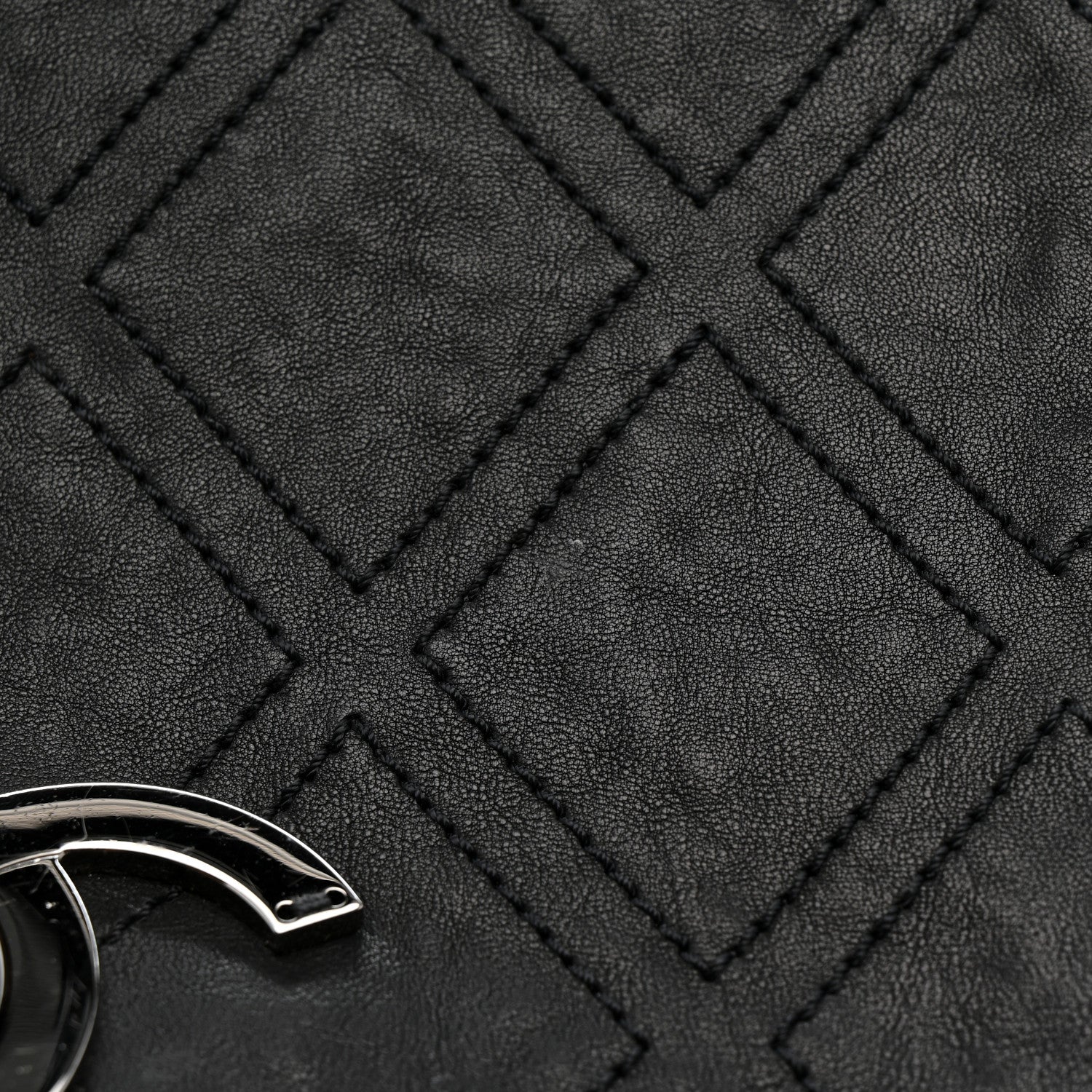 Chanel Calfskin Diamond Stitch Large Messenger Black 13 of 14