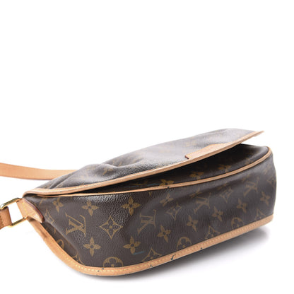 Louis Vuitton Monogram Menilmontant PM 4 of 13