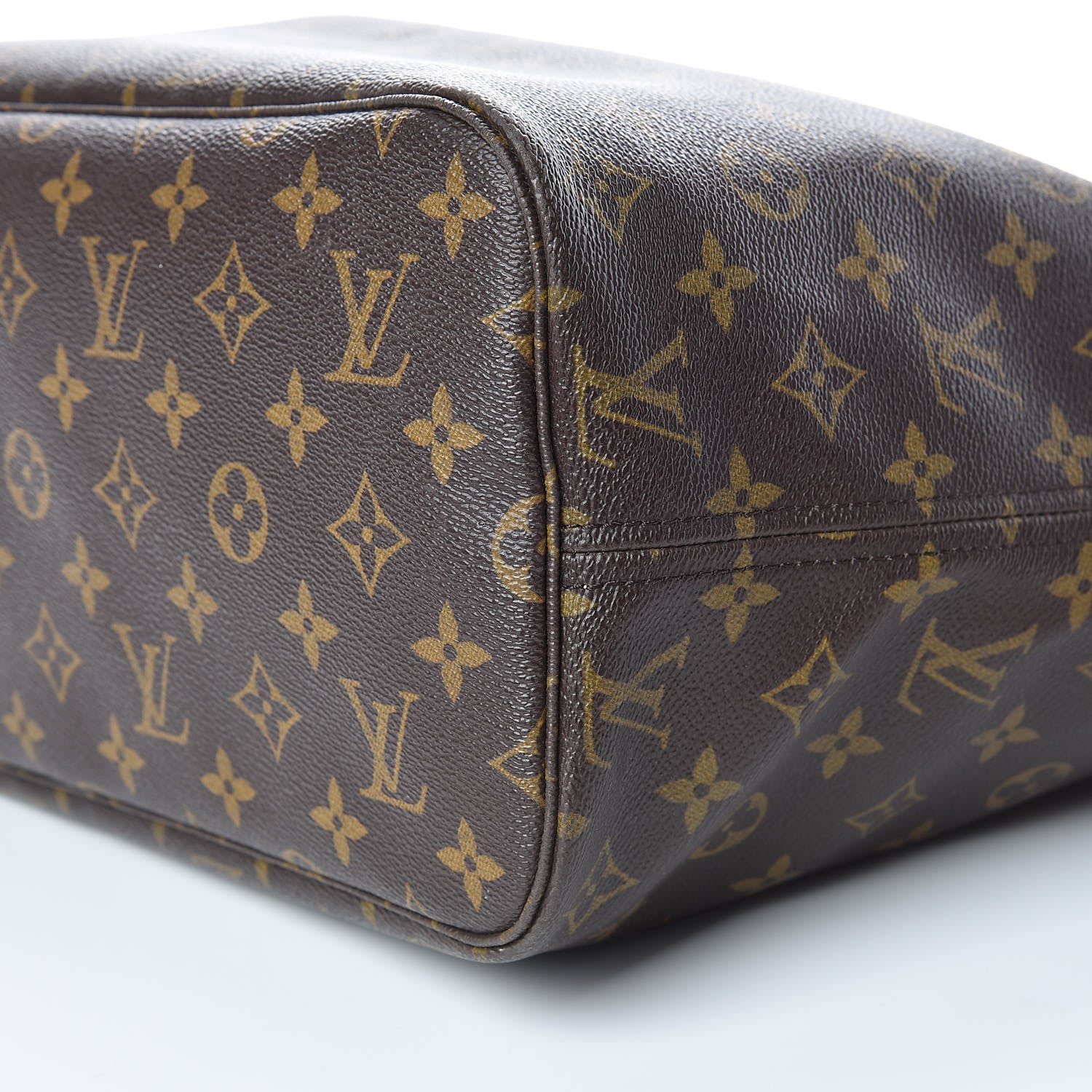 Louis Vuitton Monogram Neverfull MM 9 of 13