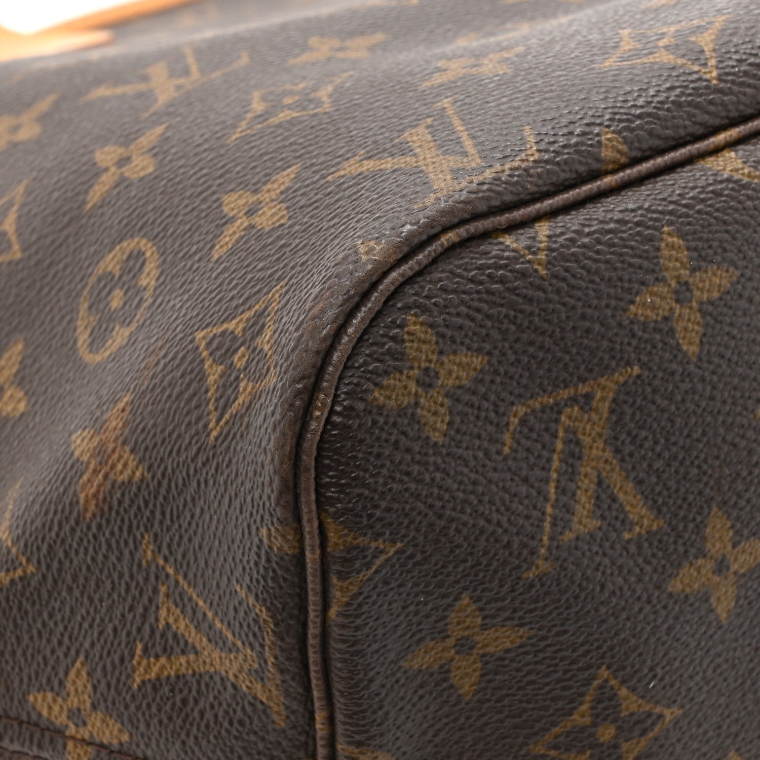 Louis Vuitton Monogram Neverfull MM 16 of 17