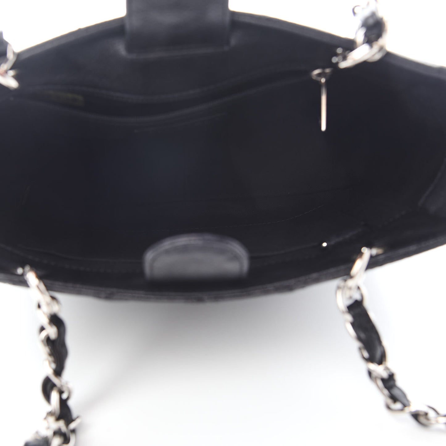 Caviar Quilted Petit Shopping Tote PST Black