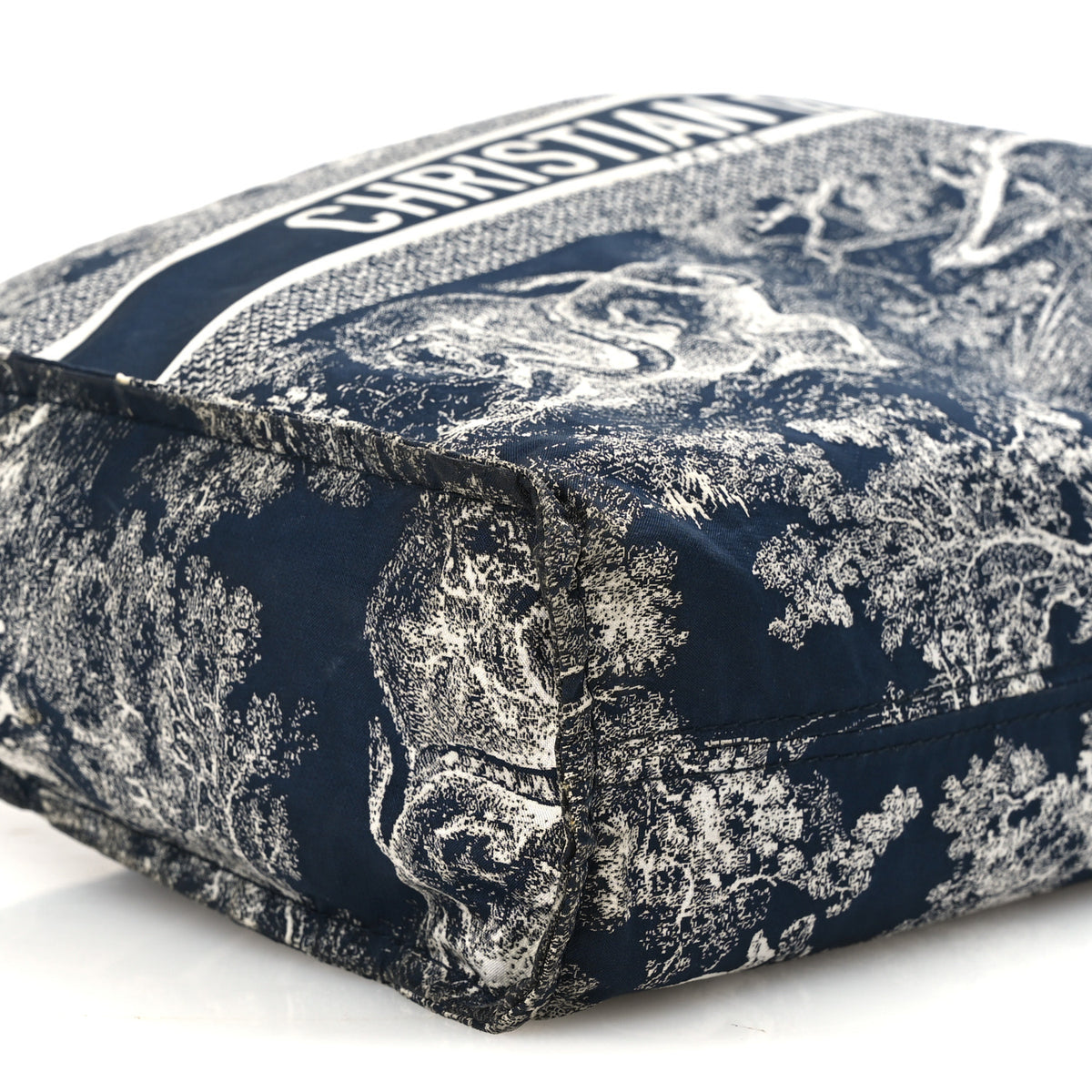 Christian Dior Technical Fabric Toile De Jouy Reverse Diortravel Zipped Pouch Blue Multicolor 9 of 10