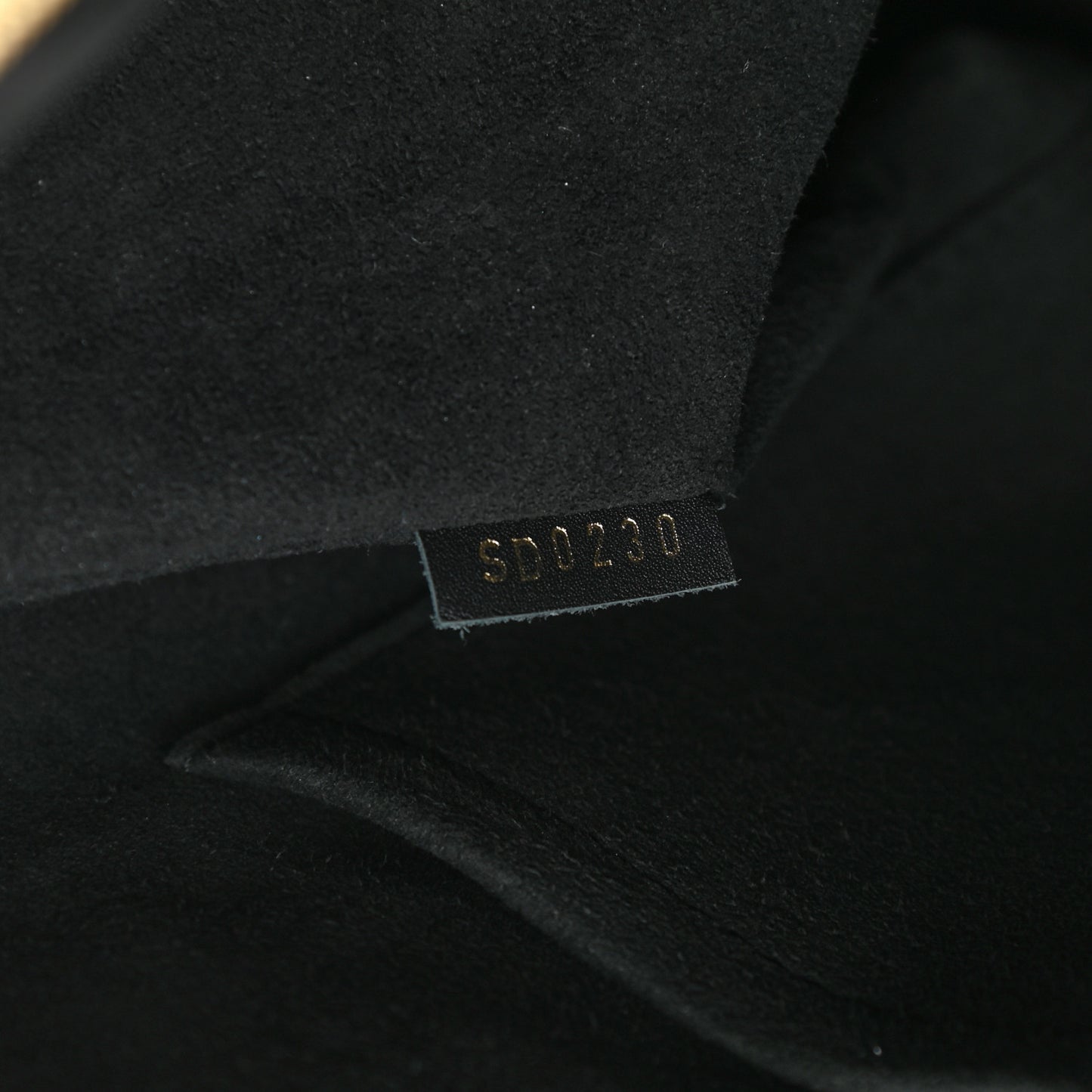 Empreinte V Tote MM Black