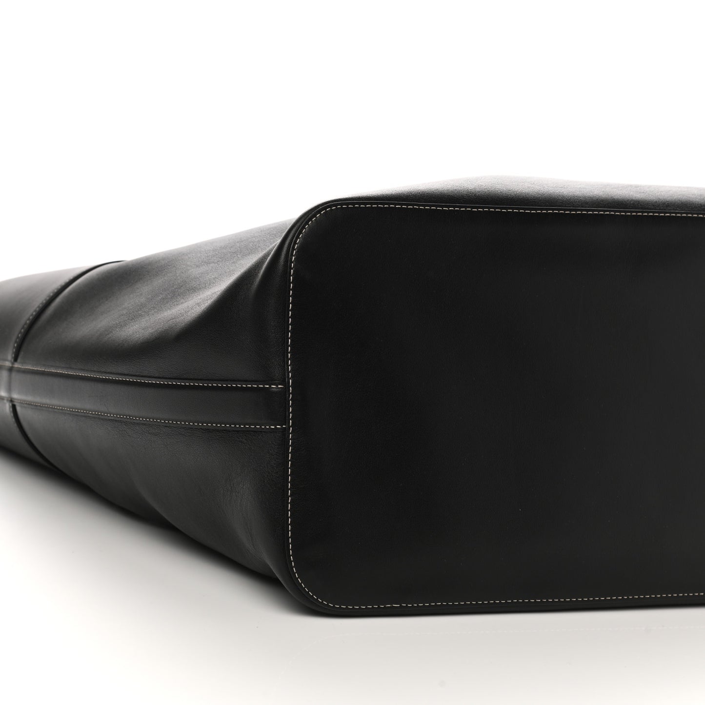 Calfskin Large The Bow Bag Black