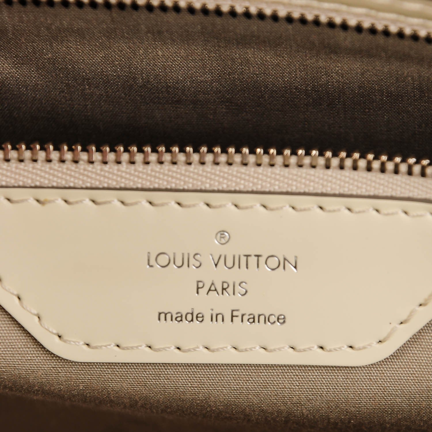 Louis Vuitton Epi Brea MM Ivory 6 of 7