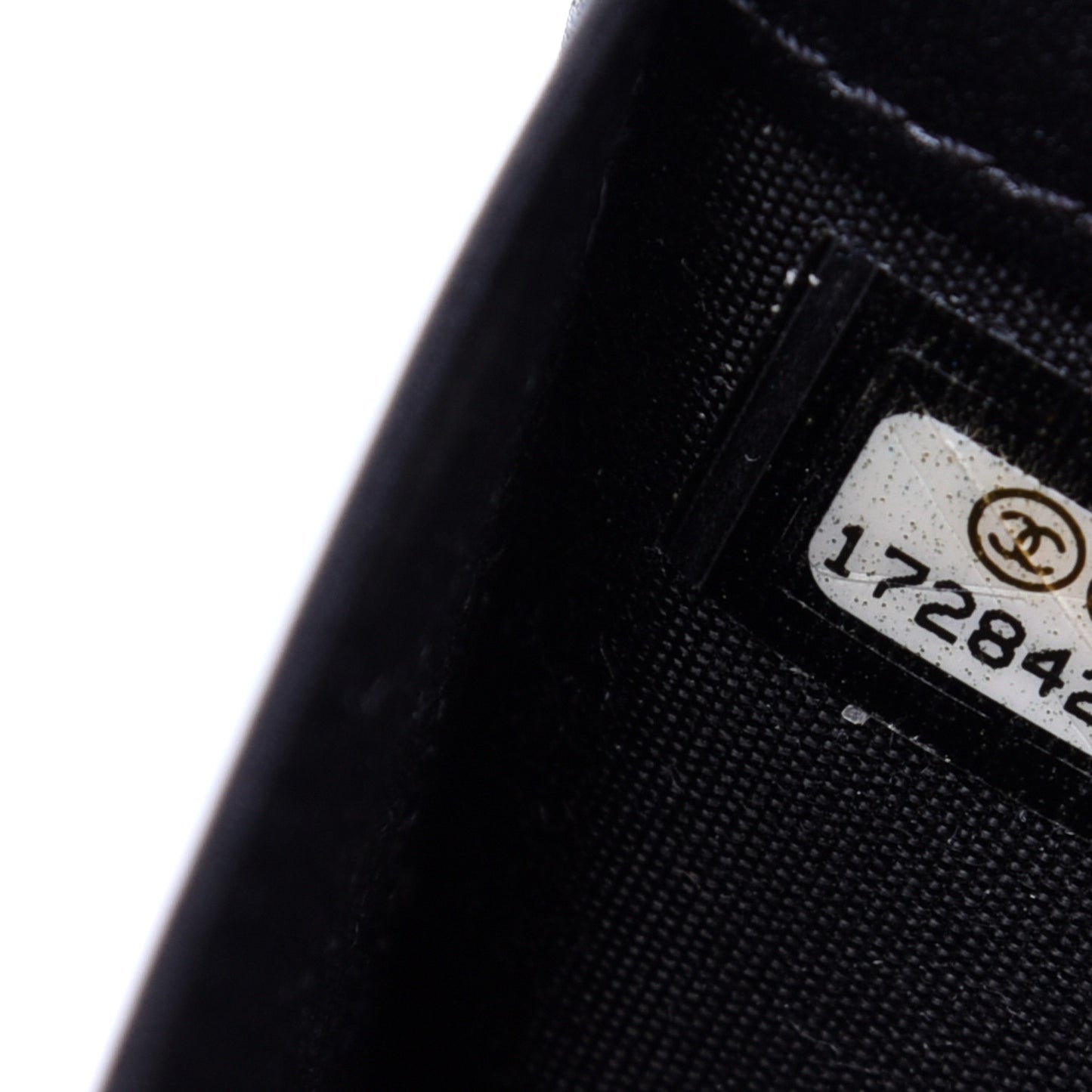 Caviar Timeless CC Yen Wallet Black