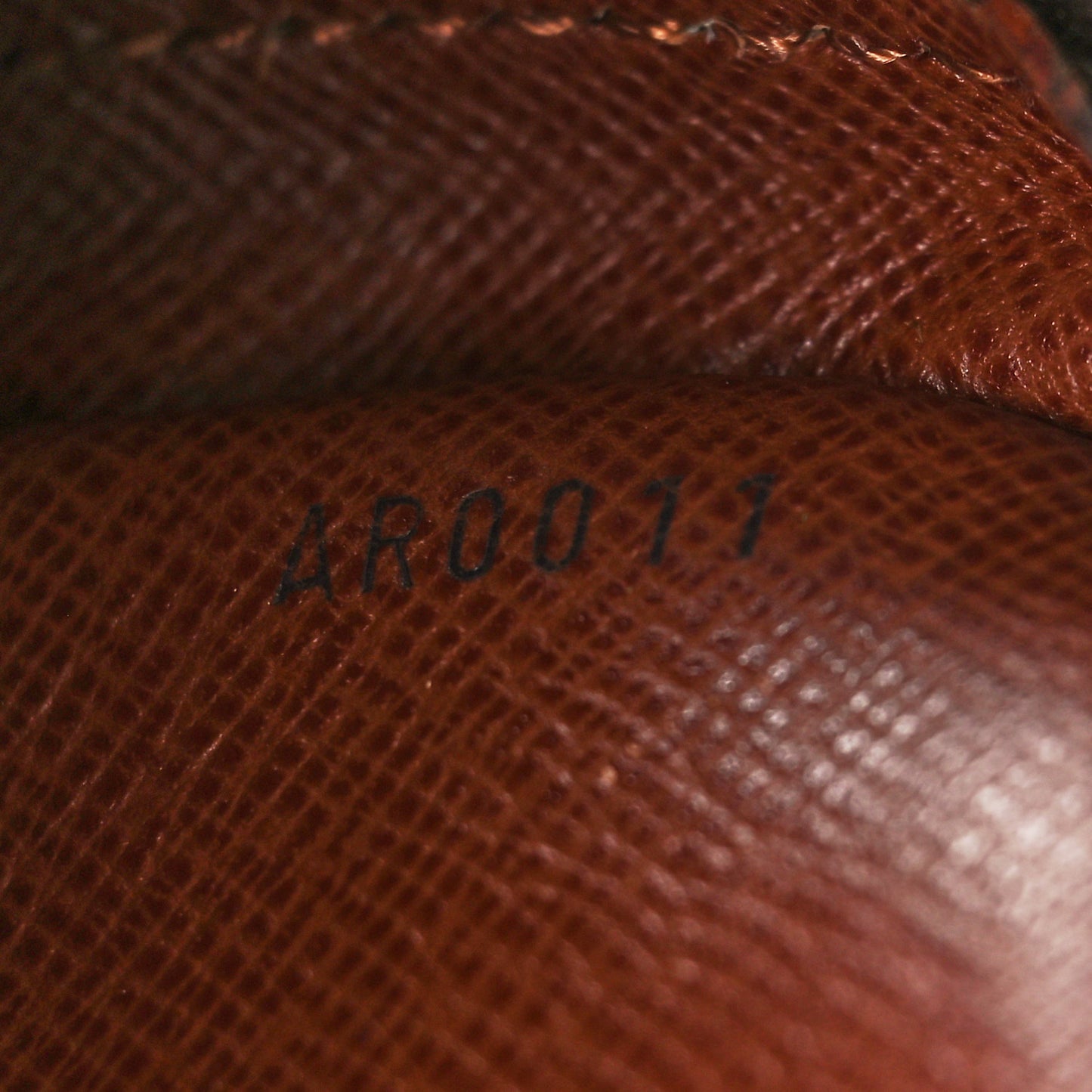 Monogram Amazone