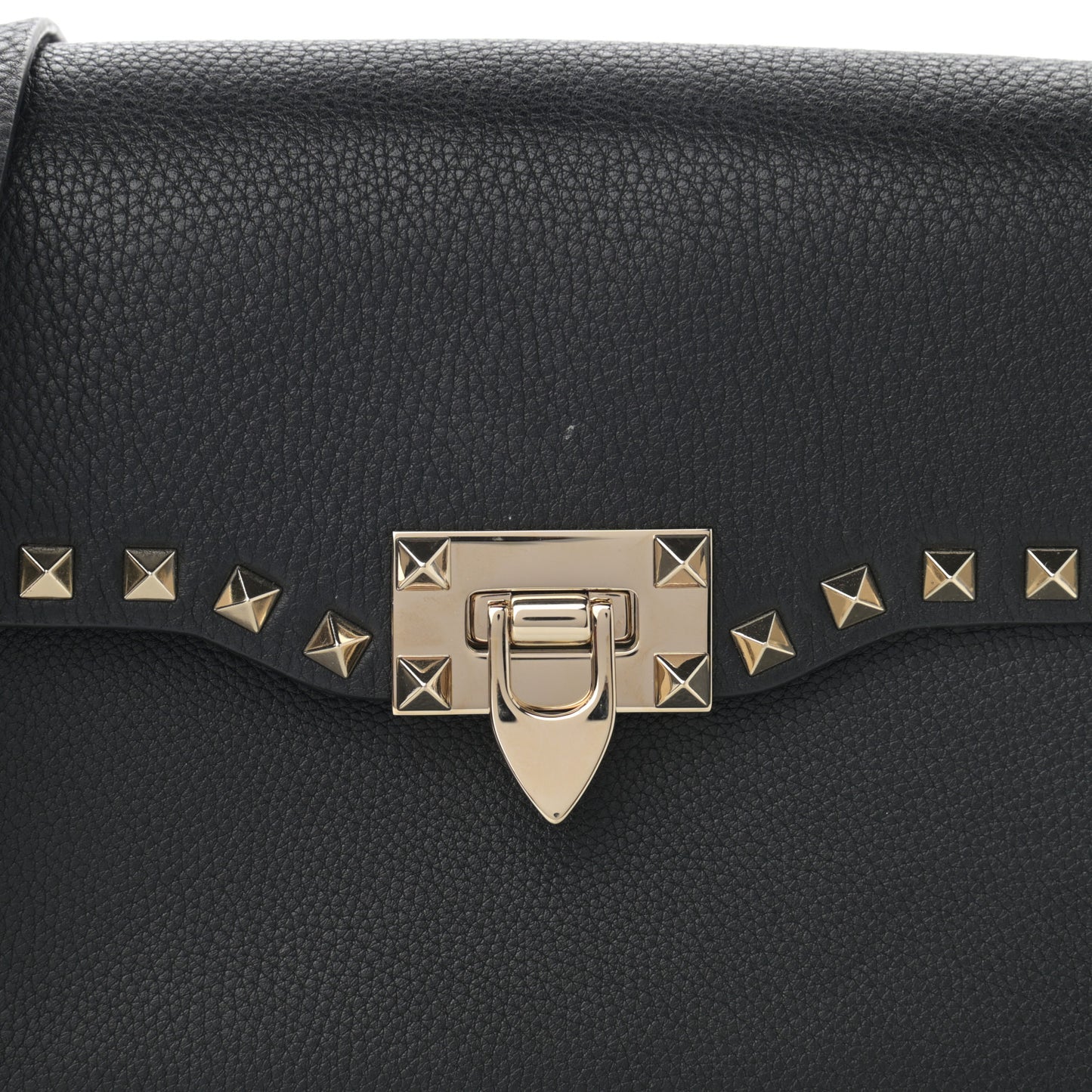 Pebbled Calfskin Medium Rockstud Flap Saddle Bag Black