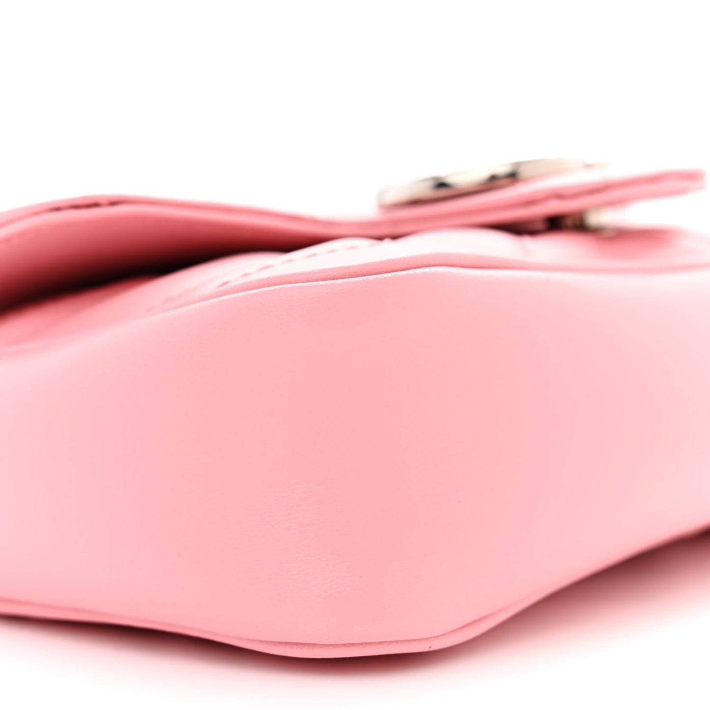 Calfskin Matelasse Super Mini GG Marmont Shoulder Bag Wild Rose