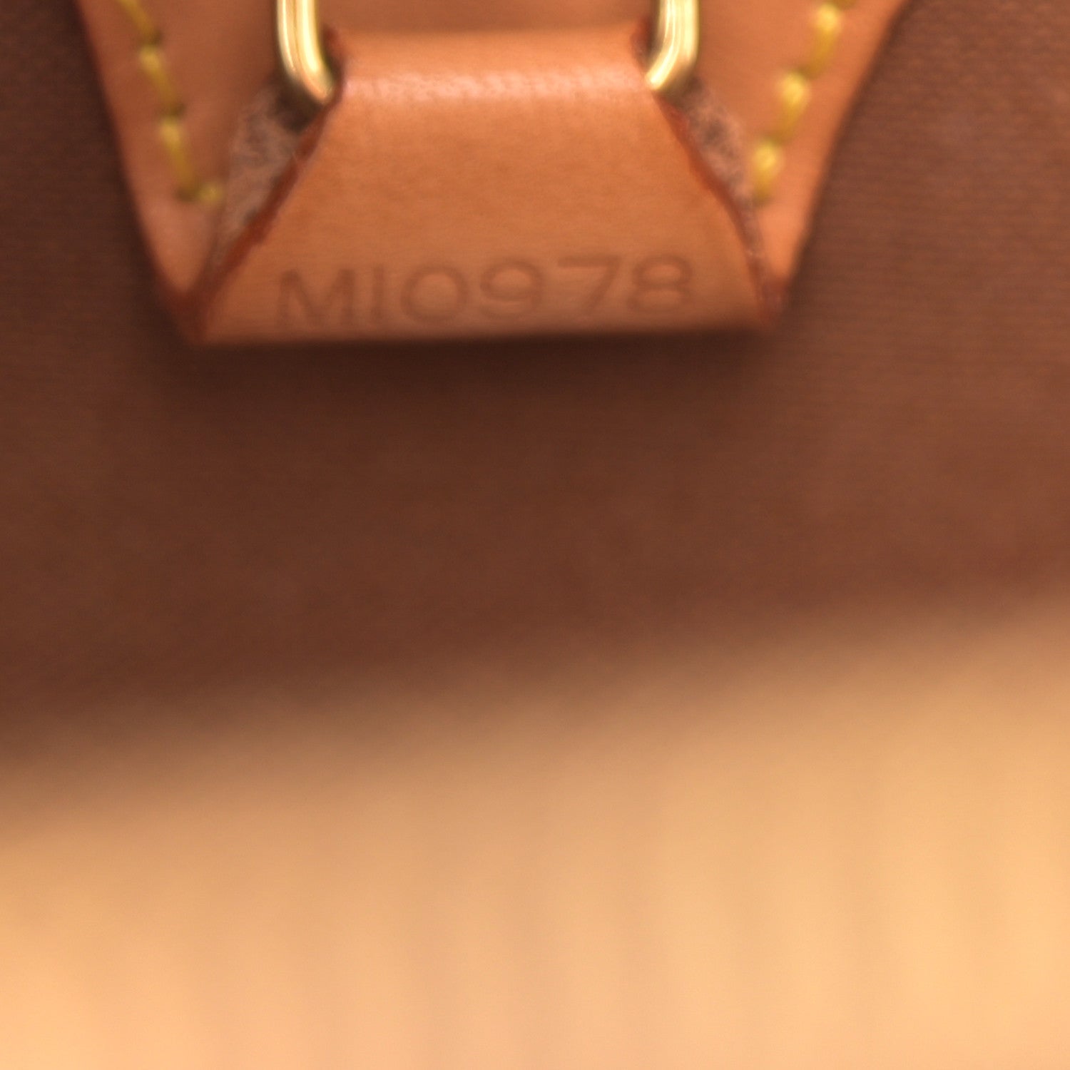 Louis Vuitton Monogram Ellipse MM 7 of 12