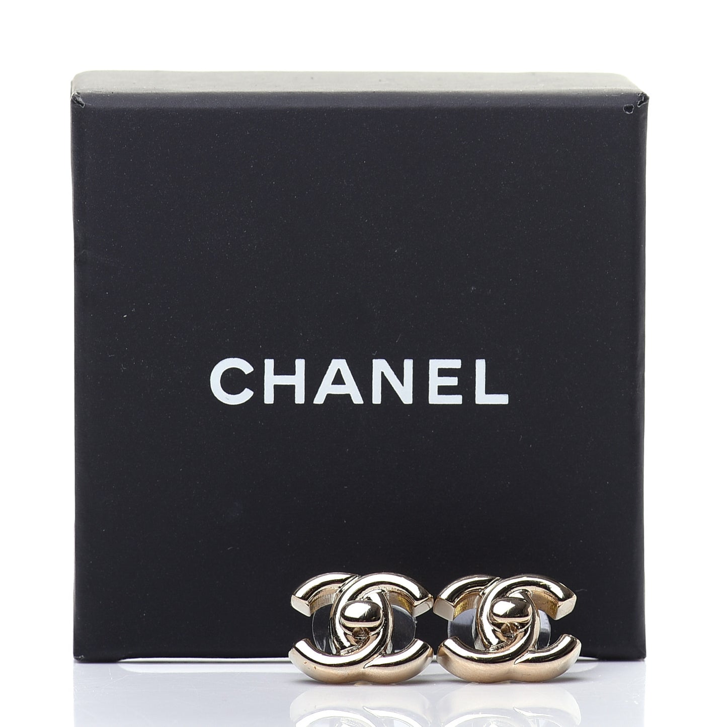 Metal CC Turnlock Earrings Gold
