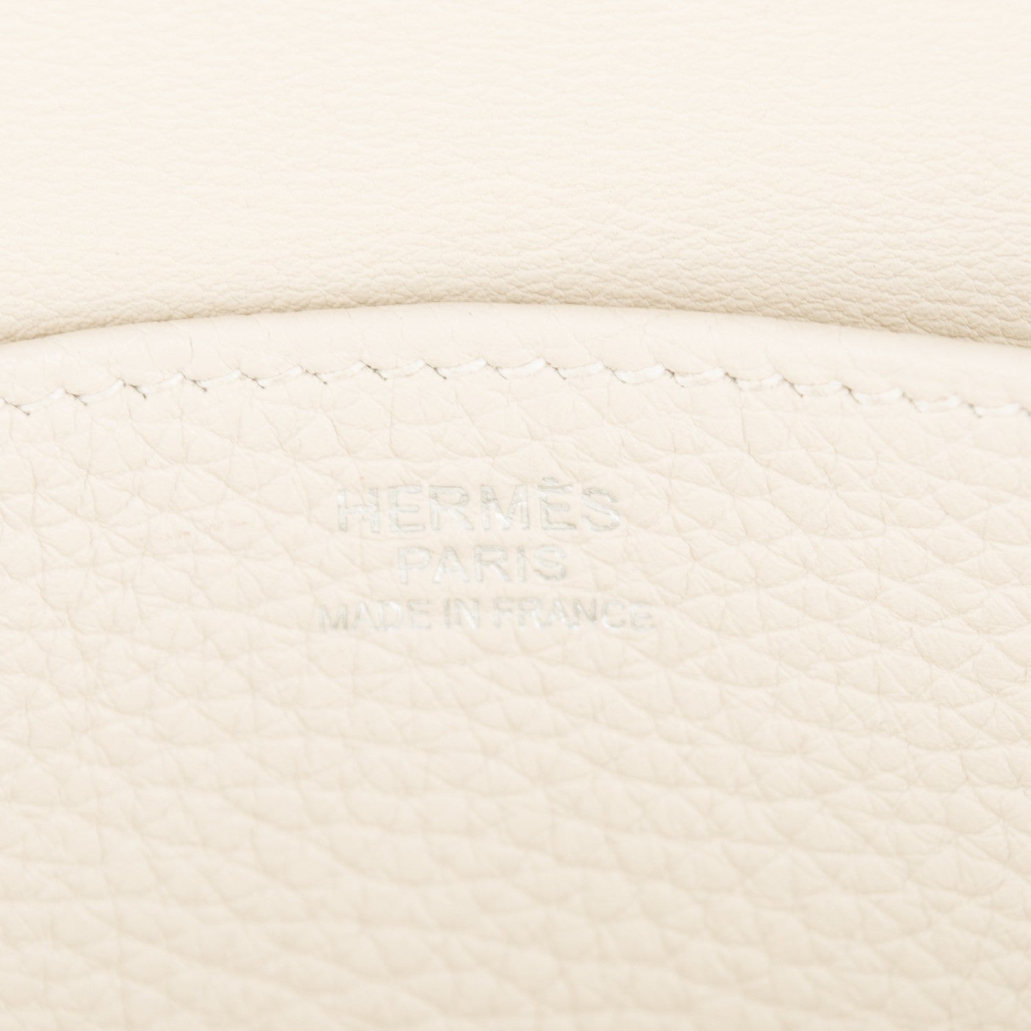 Hermes Taurillon Clemence Halzan 31 GM Craie 6 of 7