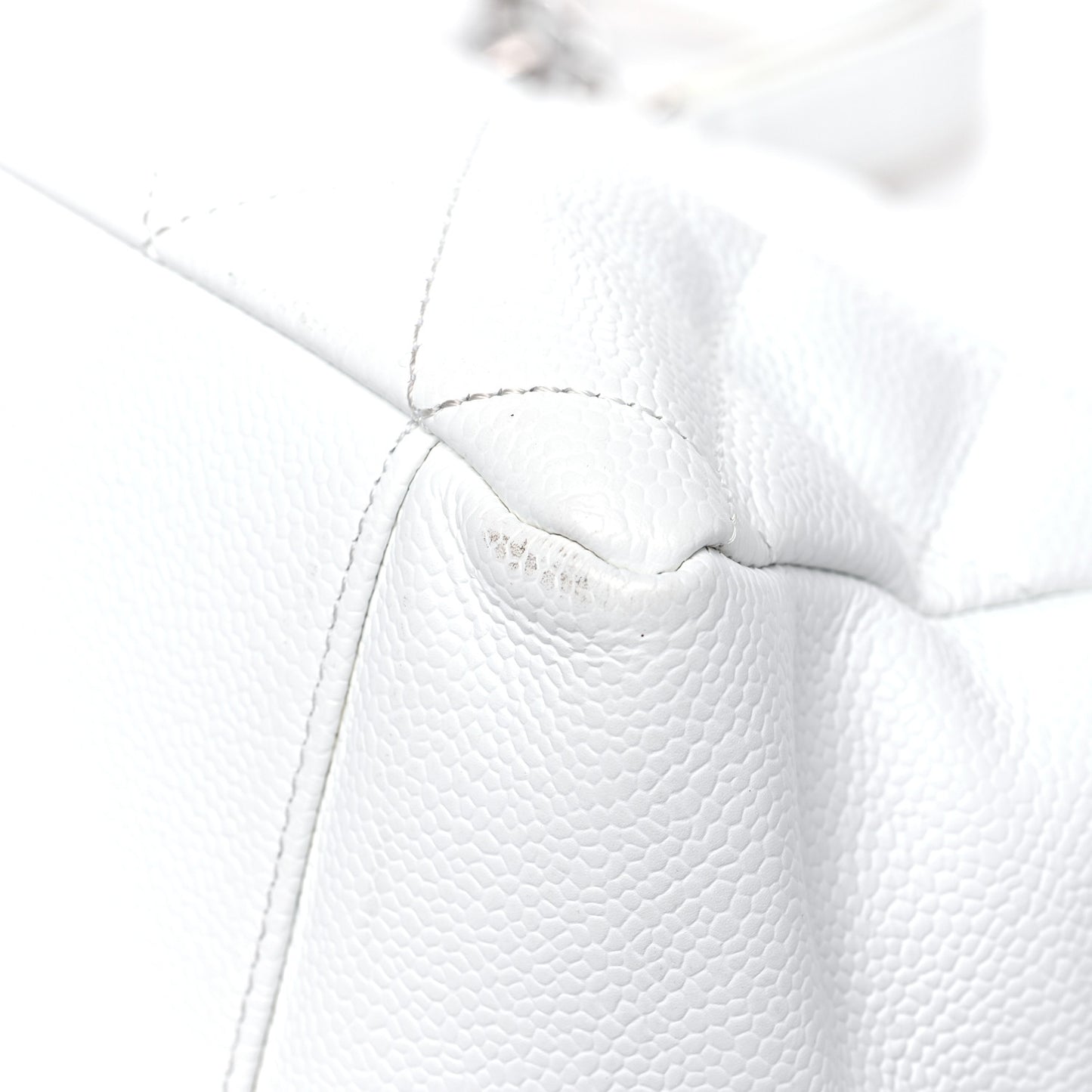 Caviar Quilted Grand Shopping Tote GST White