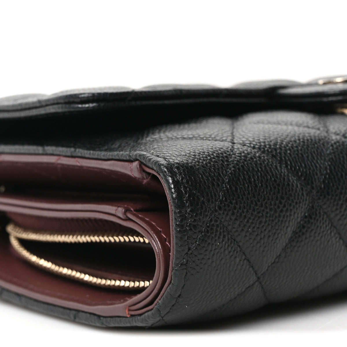 Caviar Quilted Compact Wallet On Chain WOC  Black