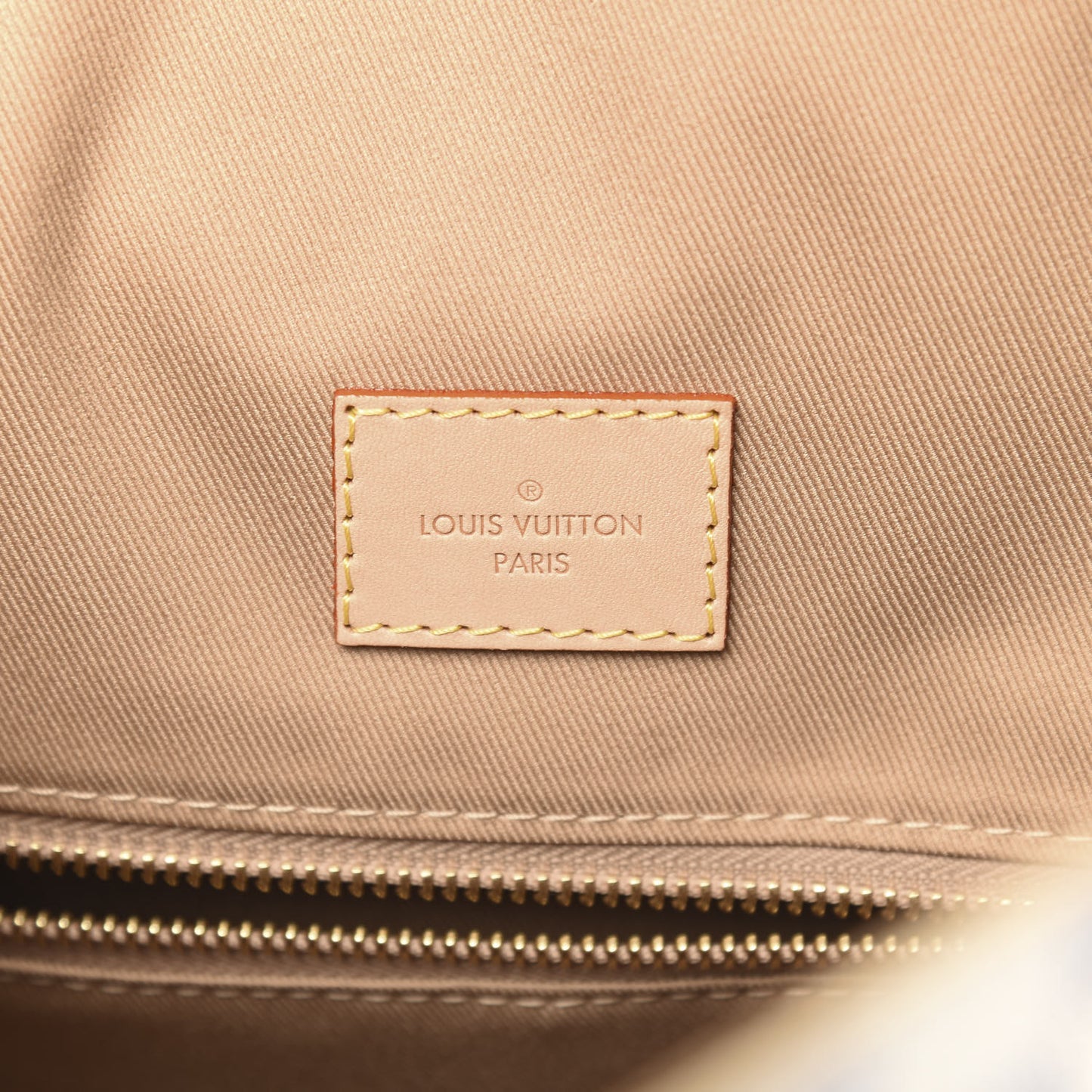 Damier Azur Graceful MM