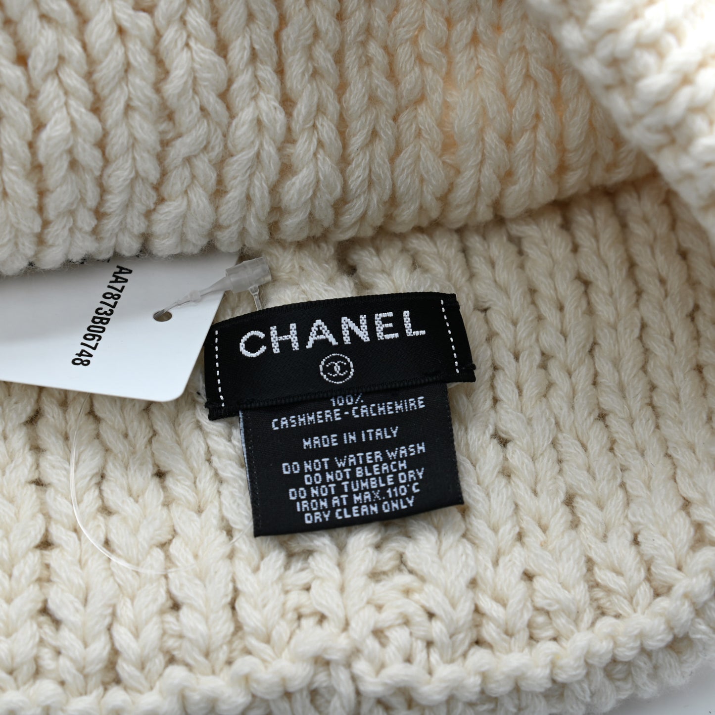Cashmere CC Beanie Hat Ivory