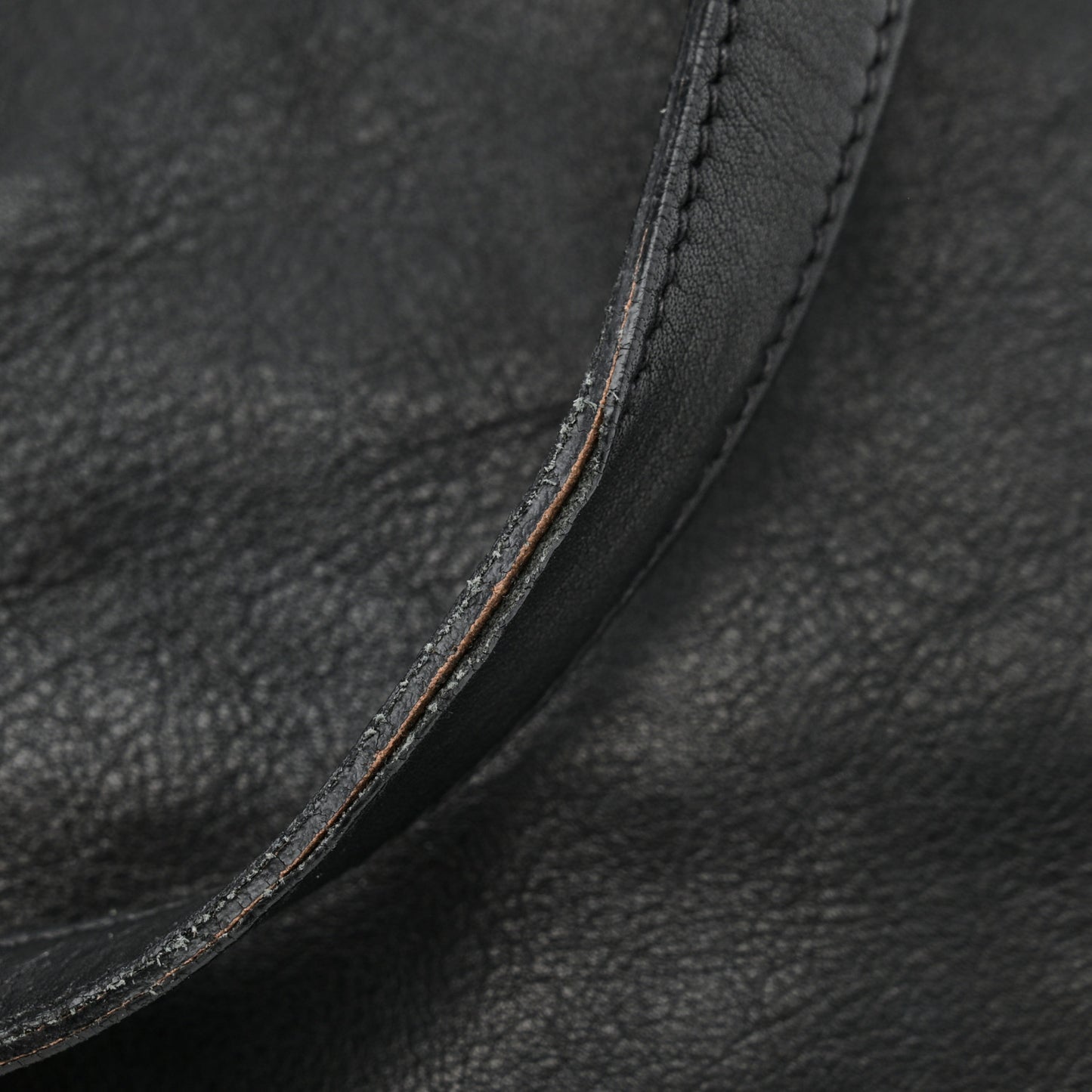 Vitello Soft Shopping Satchel Black