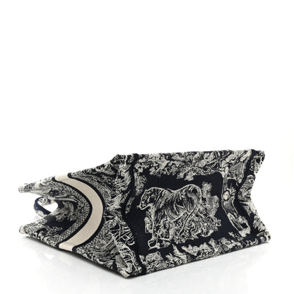 Christian Dior Canvas Embroidered Small Dioriviera Toile De Jouy Book Blue 4 of 10