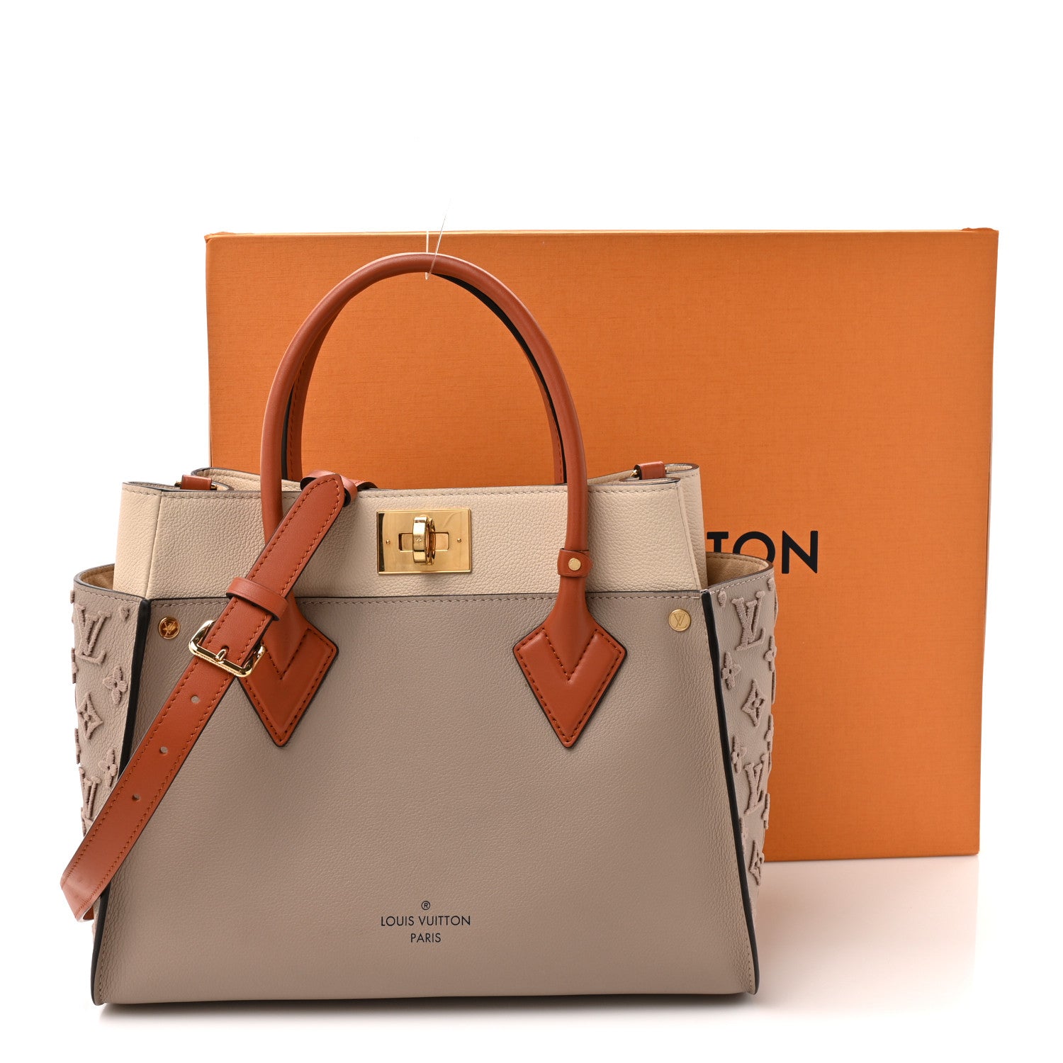 Louis Vuitton Calfskin Monogram Tufting On My Side Galet 11 of 11