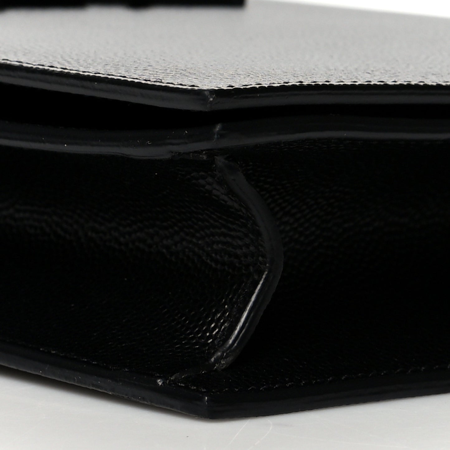 Grain De Poudre Classic Monogram Kate Clutch Black