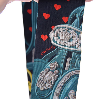 Hermes Silk Brides de Gala Love Twilly Caban Canard Rouge 4 of 5
